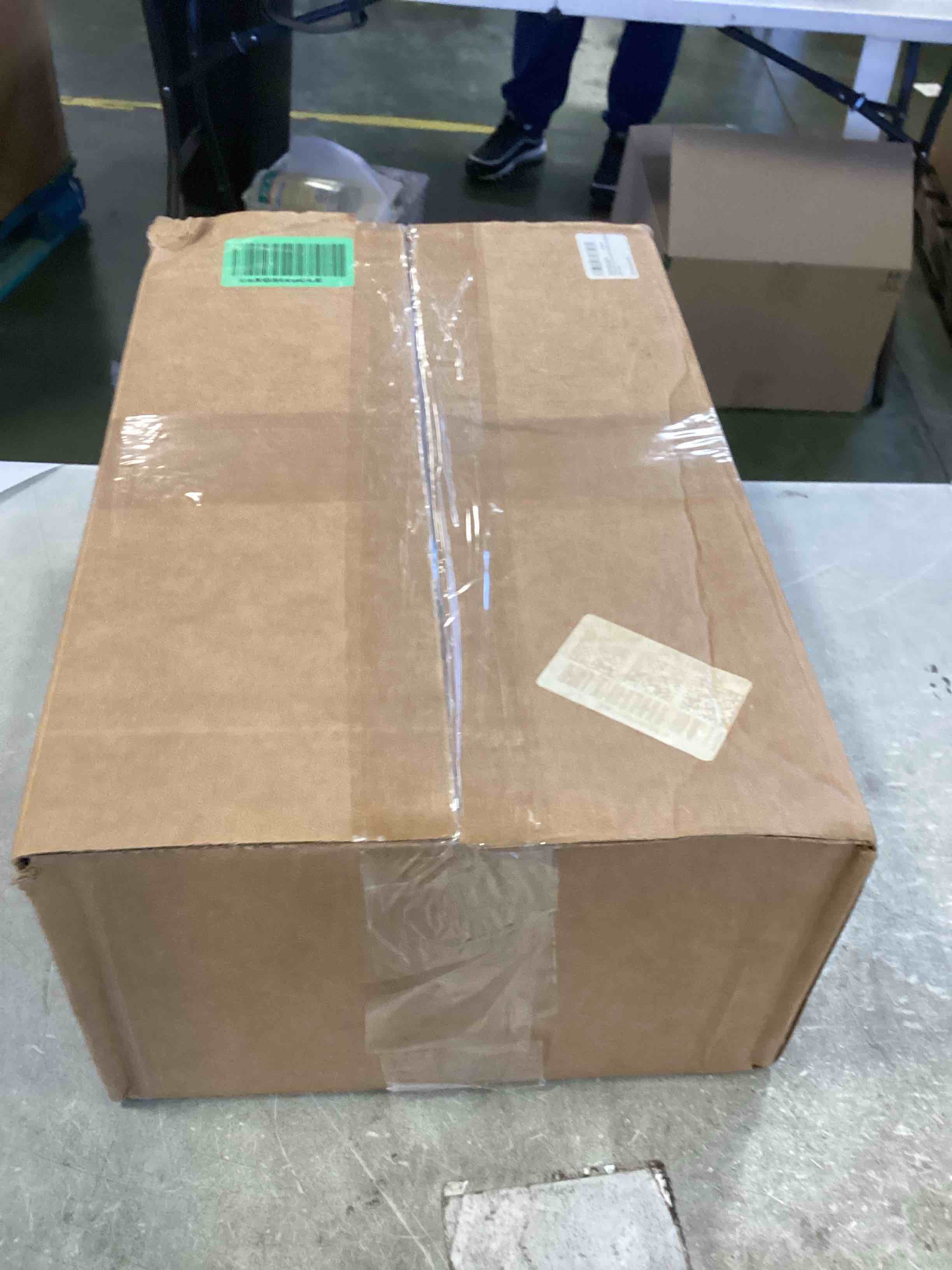 https://s3.amazonaws.com/lotting-images-prod/bidfta/PPE0516398_1728572931952.jpeg