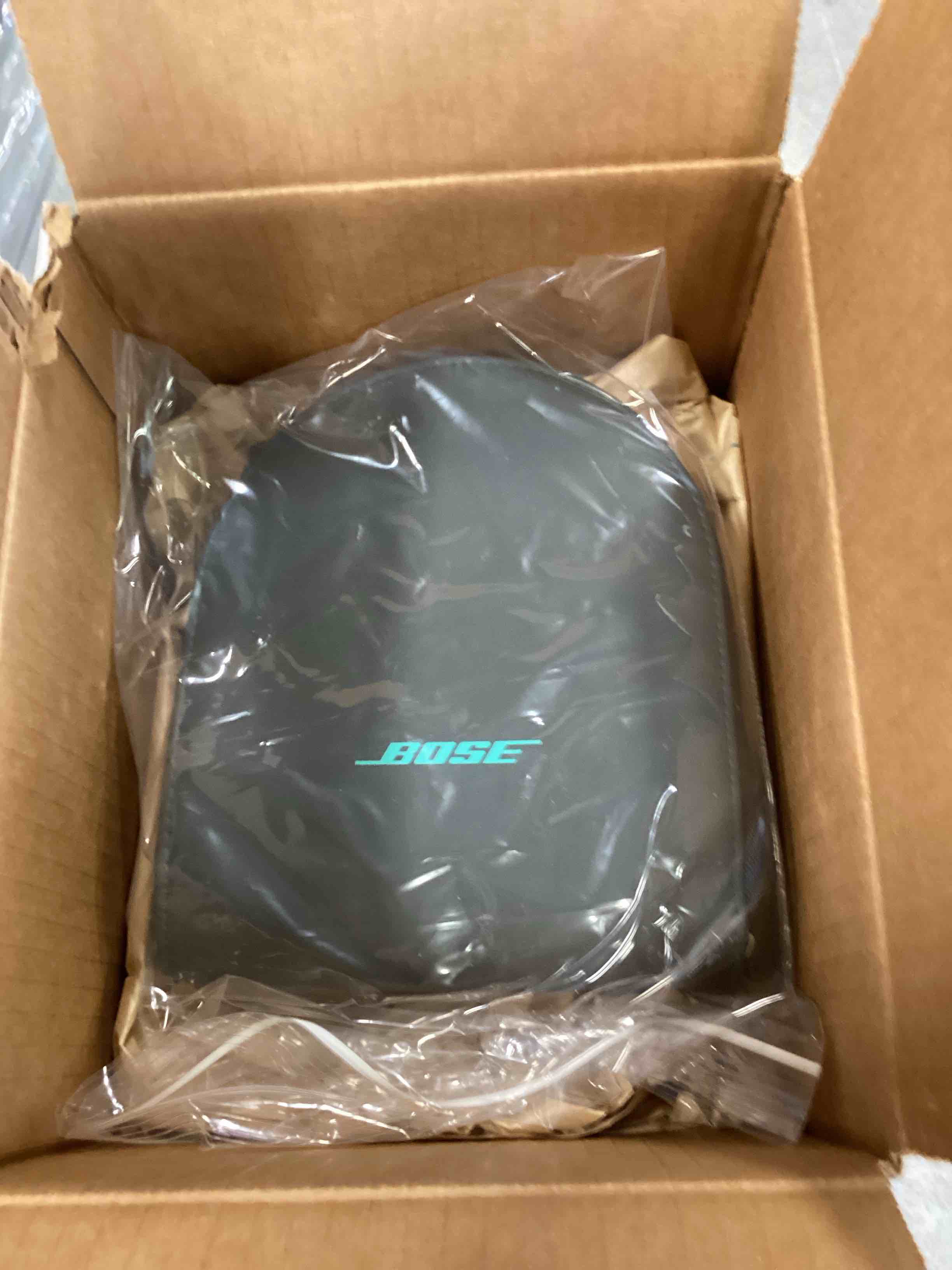 https://s3.amazonaws.com/lotting-images-prod/bidfta/PPE0517145_1728919816384.jpeg