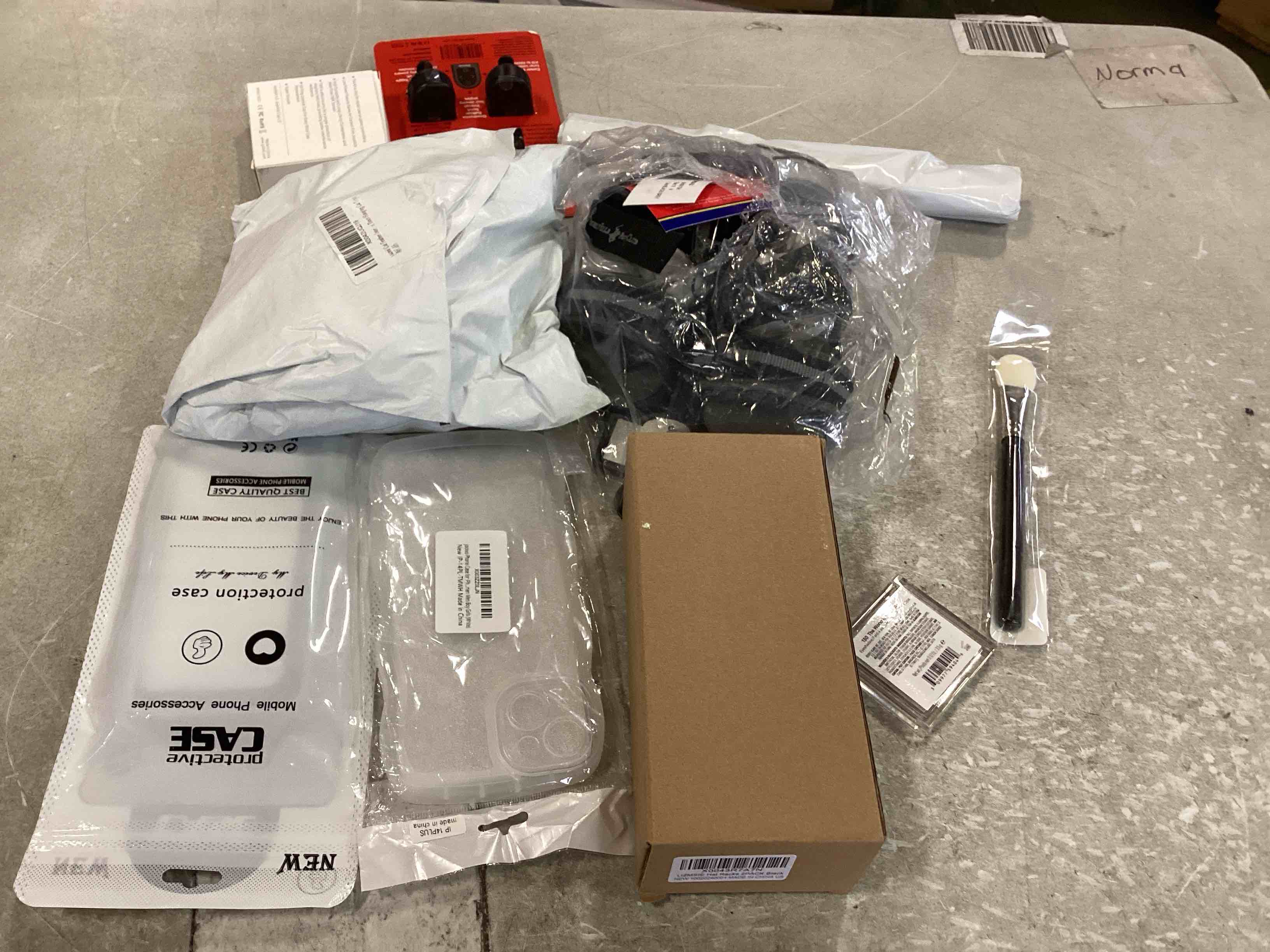 https://s3.amazonaws.com/lotting-images-prod/bidfta/PPE0517198_1728927366887.jpeg