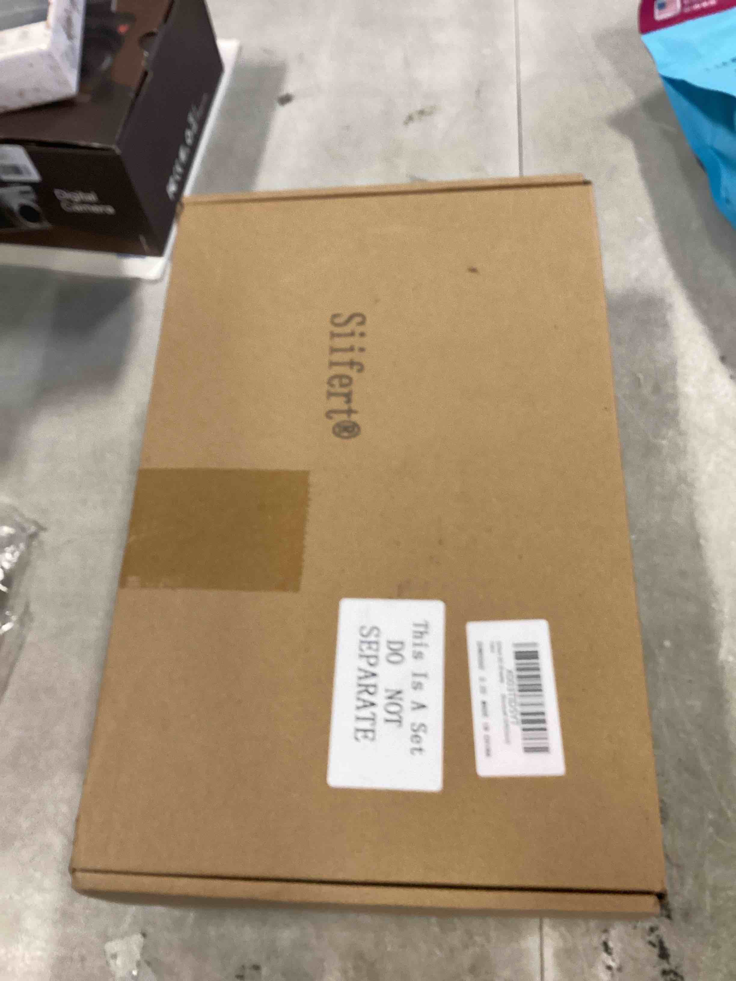 https://s3.amazonaws.com/lotting-images-prod/bidfta/PPE0517337_1728997396873.jpeg