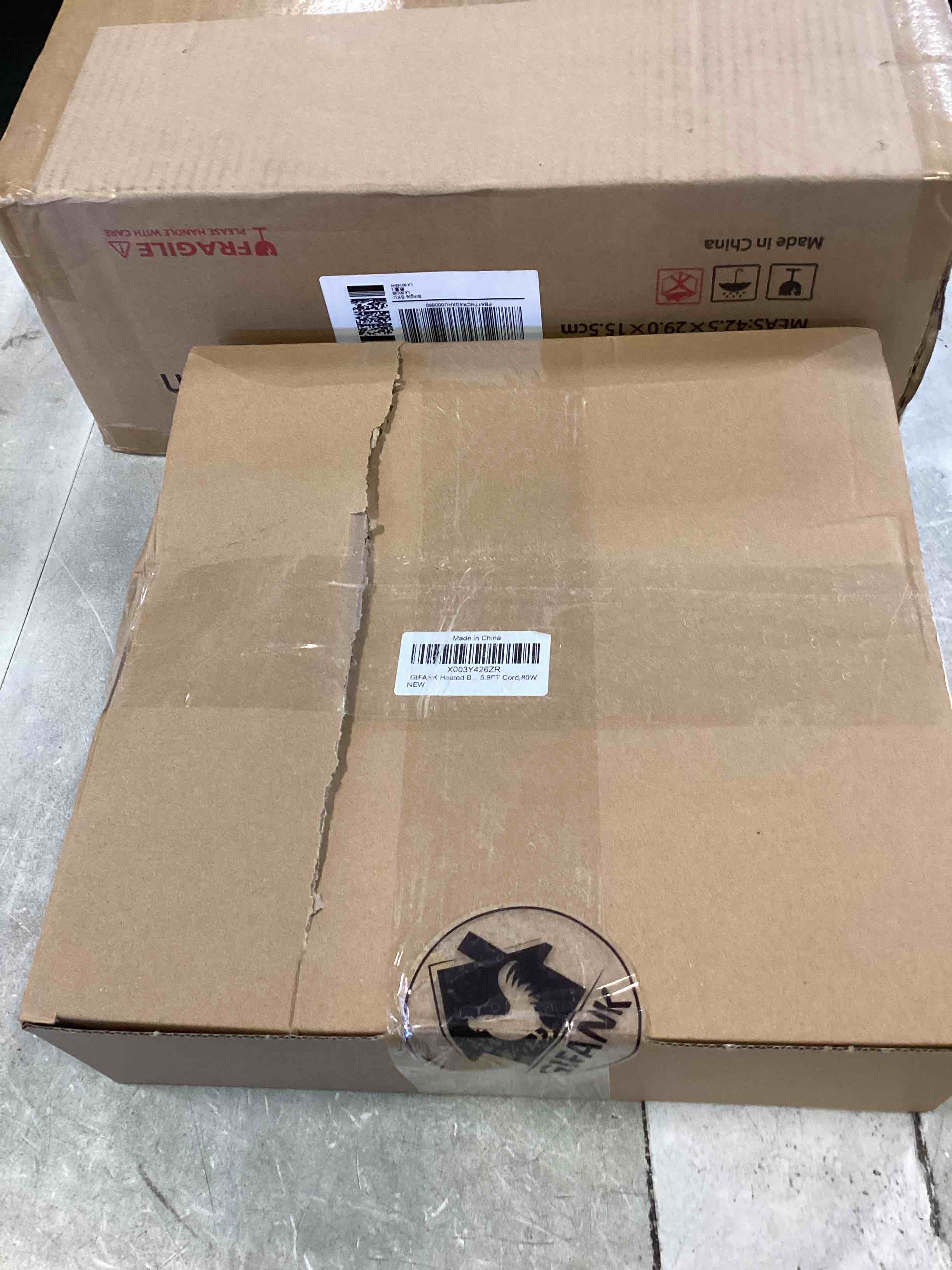 https://s3.amazonaws.com/lotting-images-prod/bidfta/PPE0517906_1728406745321.jpeg