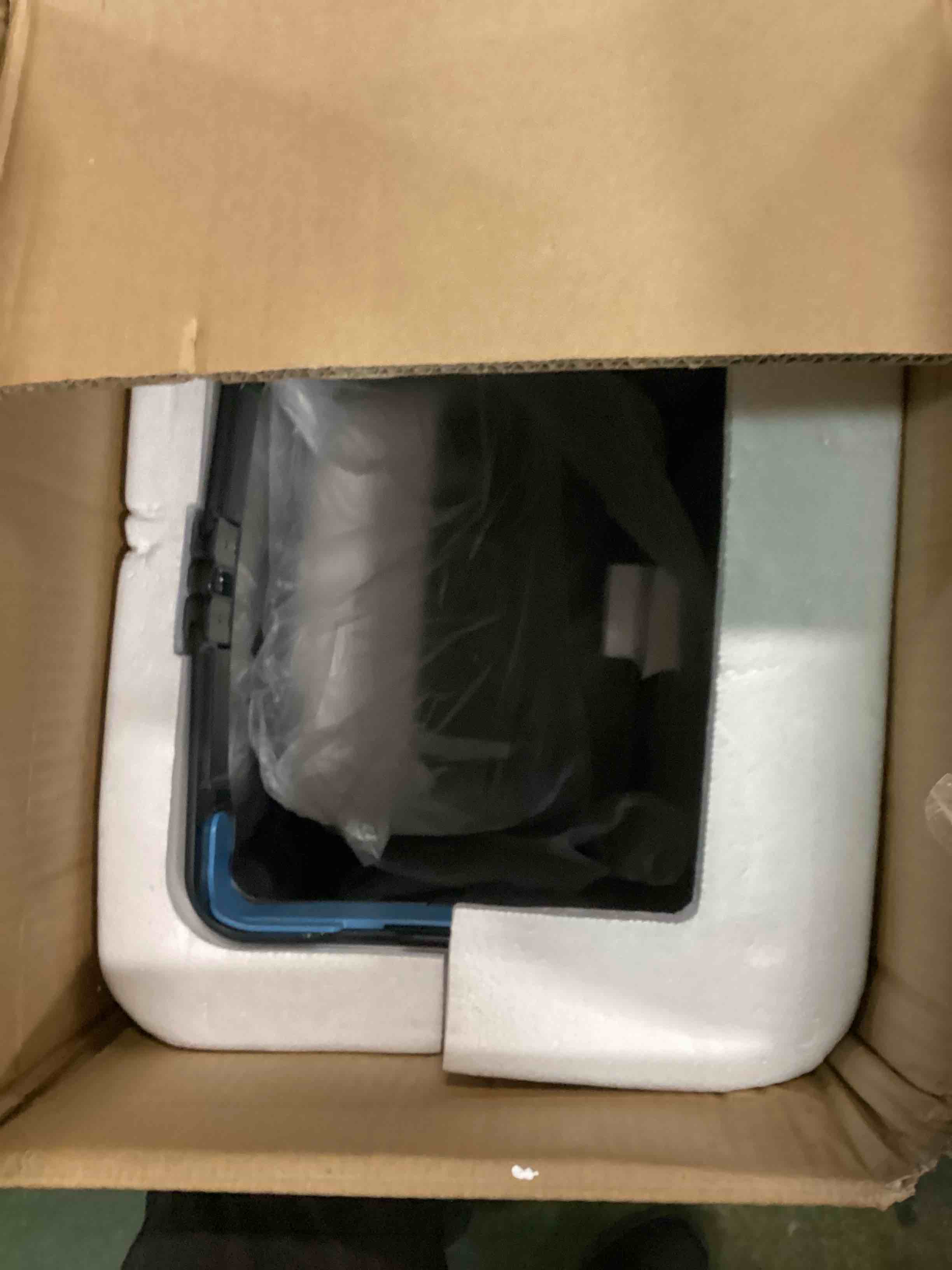 https://s3.amazonaws.com/lotting-images-prod/bidfta/PPE0519120_1729138544732.jpeg
