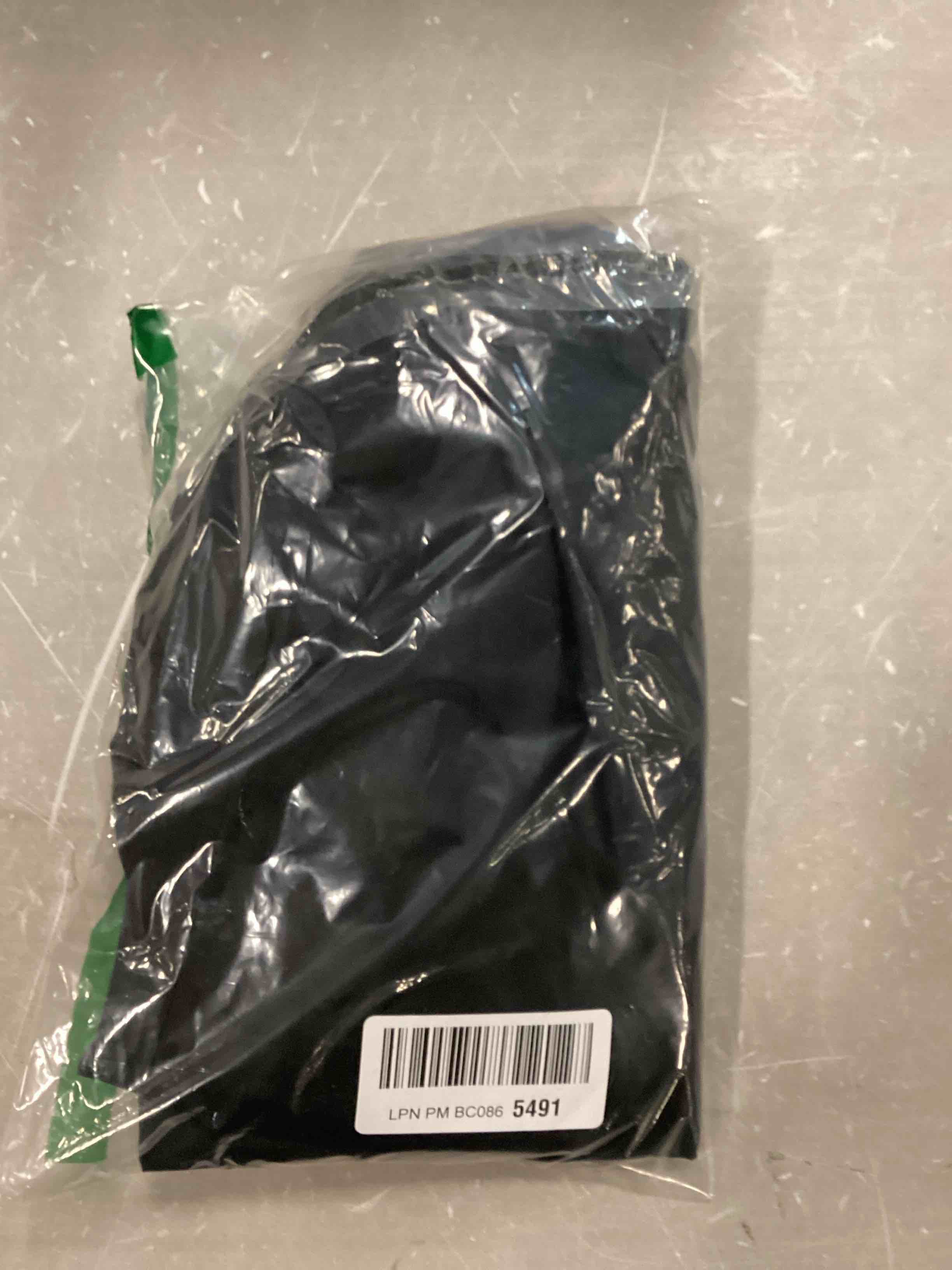 https://s3.amazonaws.com/lotting-images-prod/bidfta/PPE0519158_1729136366461.jpeg