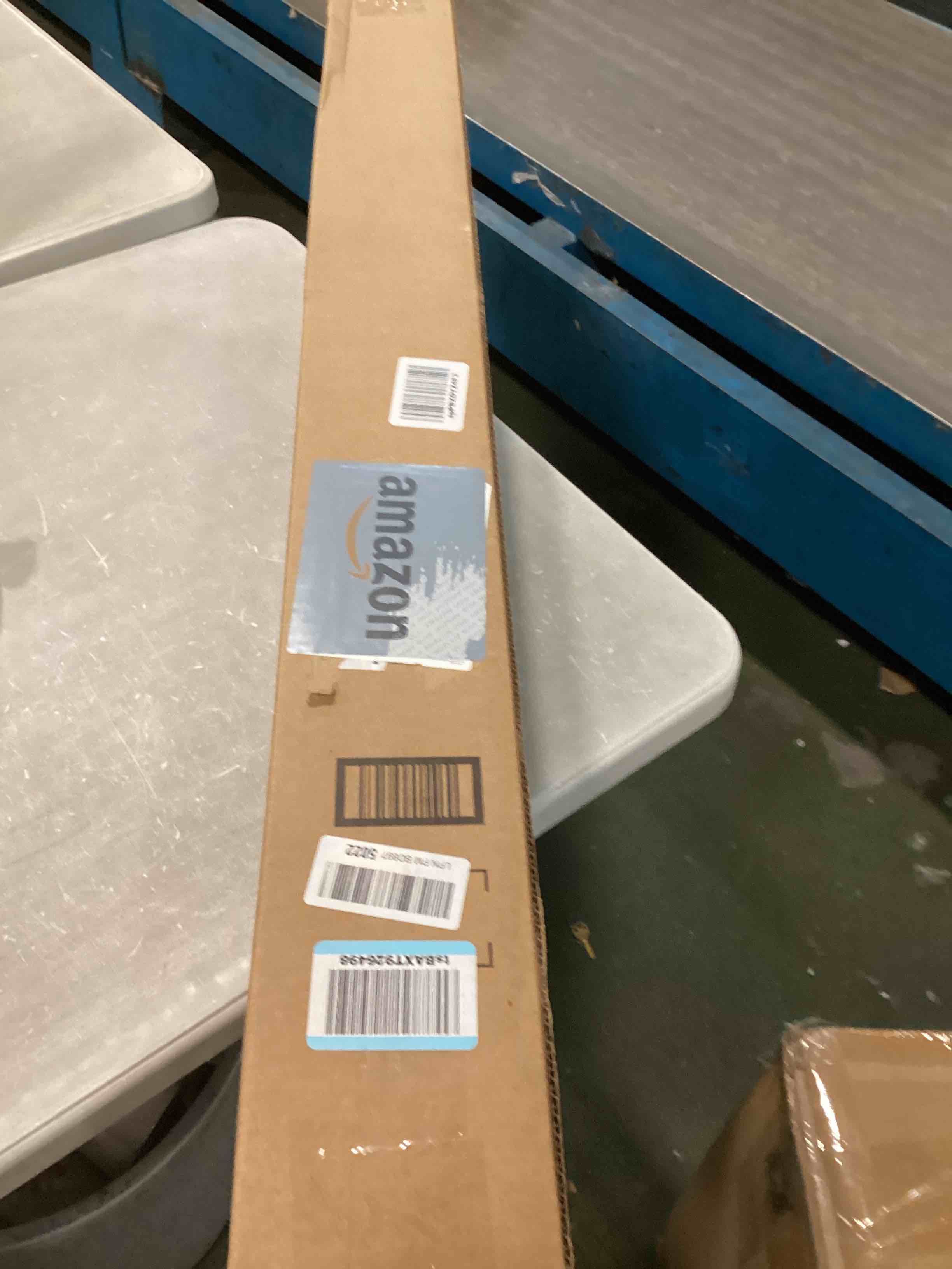 https://s3.amazonaws.com/lotting-images-prod/bidfta/PPE0519288_1729053973186.jpeg