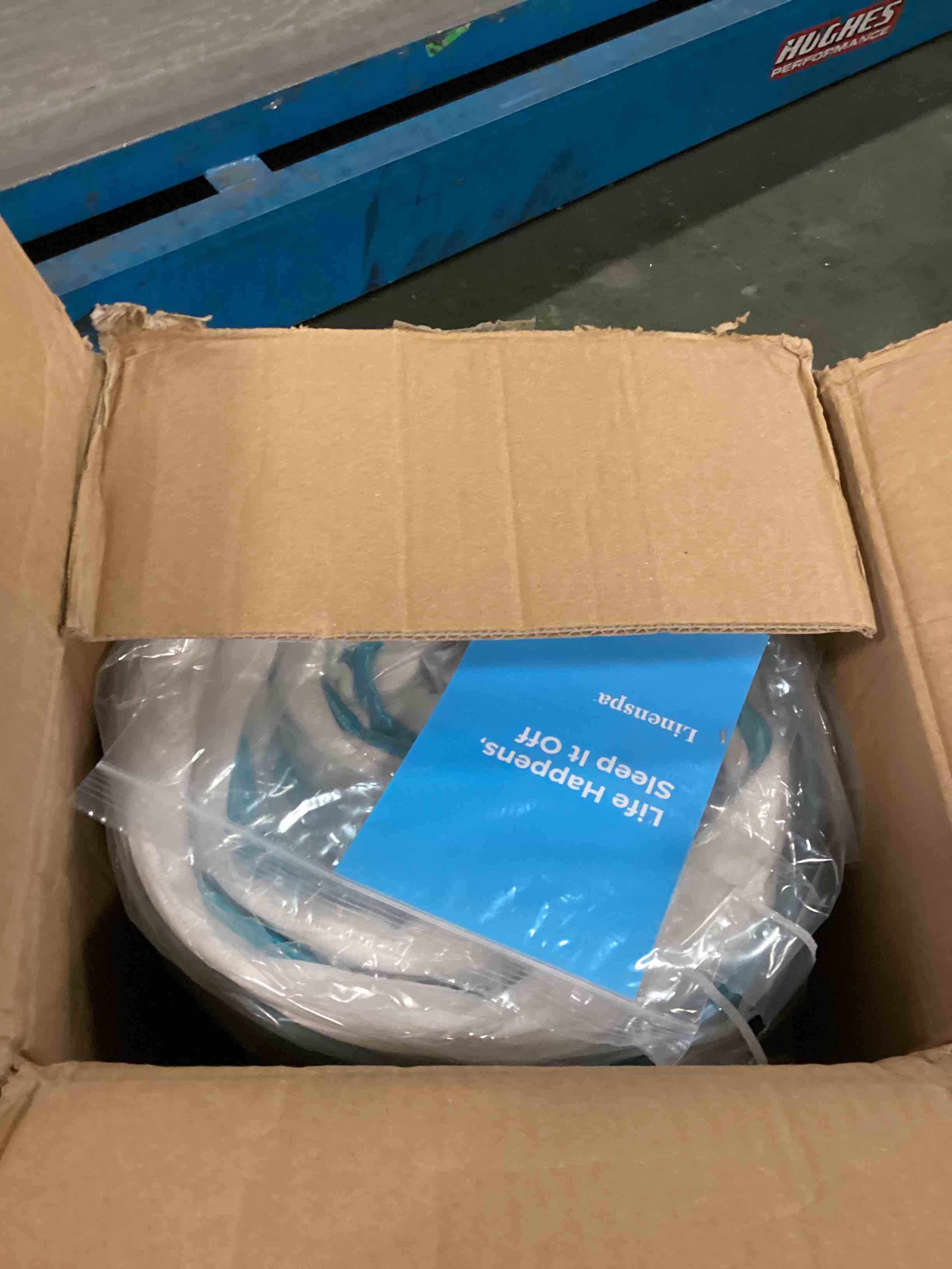 https://s3.amazonaws.com/lotting-images-prod/bidfta/PPE0519290_1729054436075.jpeg