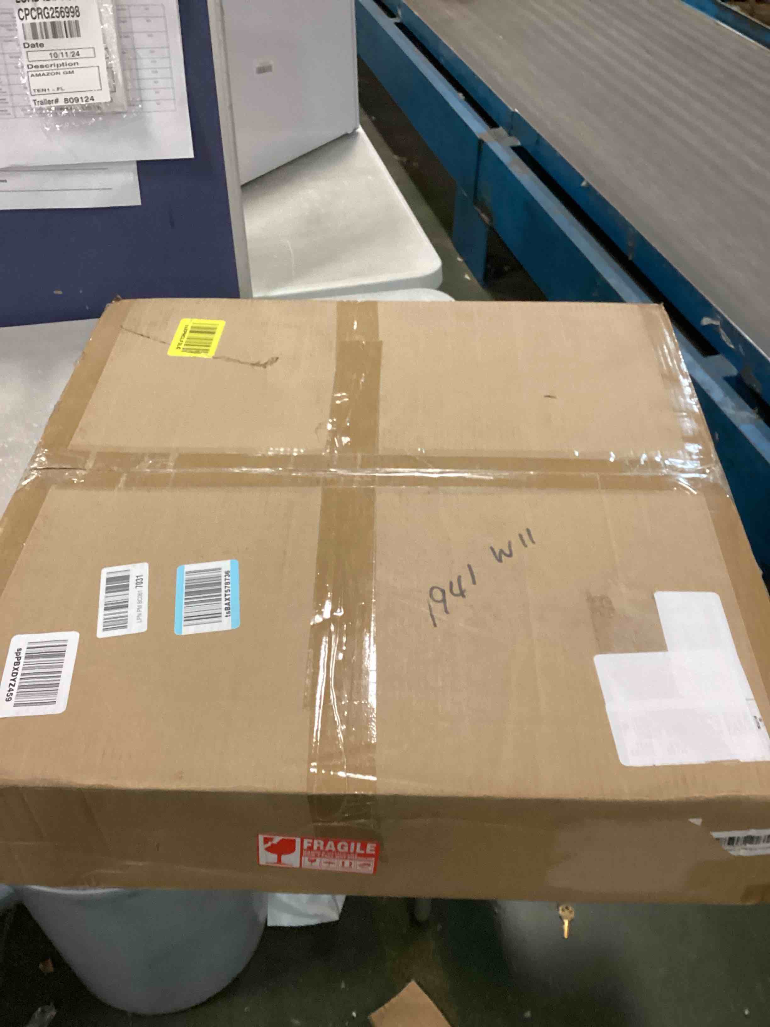 https://s3.amazonaws.com/lotting-images-prod/bidfta/PPE0519295_1729055115743.jpeg