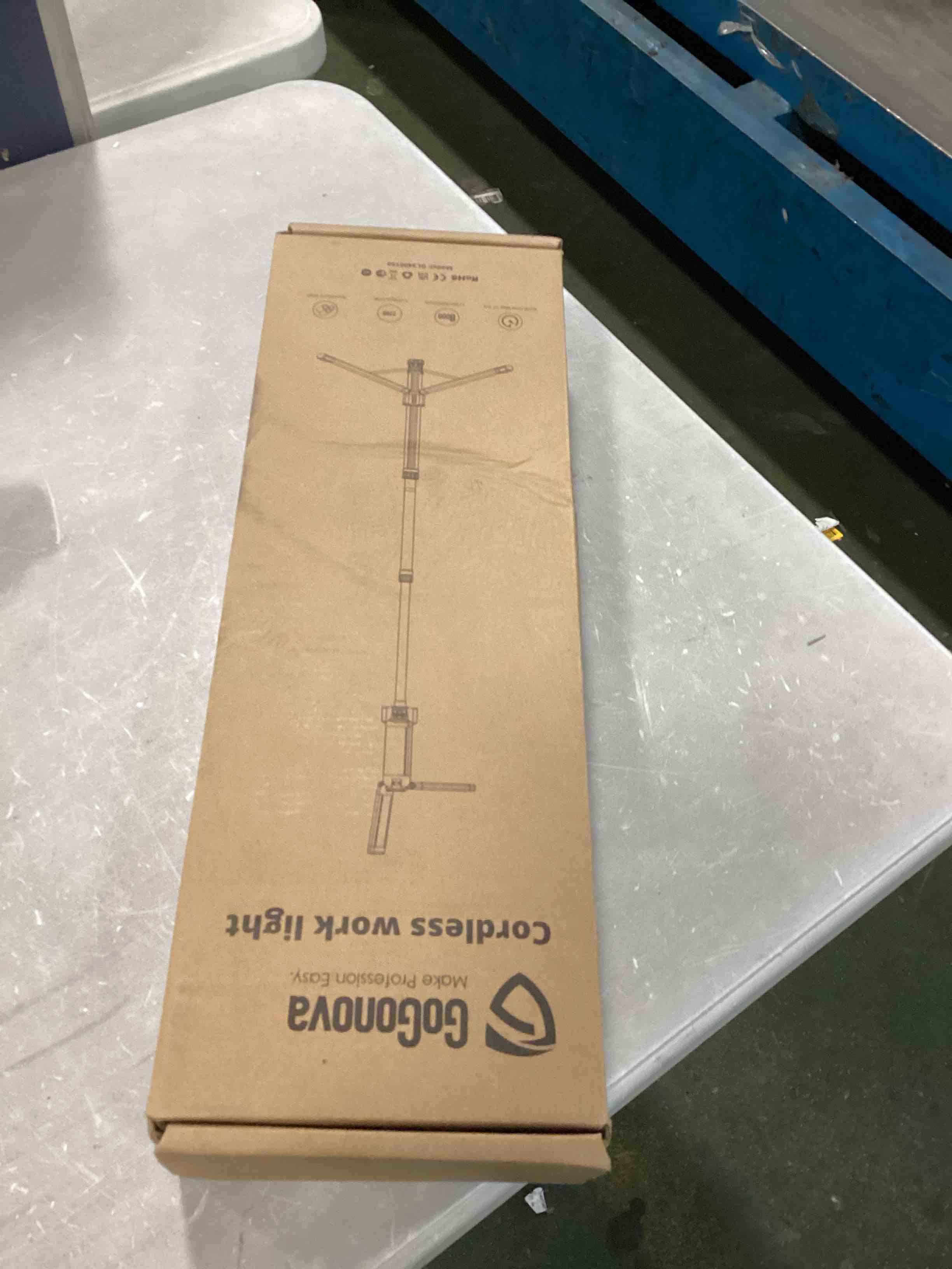 https://s3.amazonaws.com/lotting-images-prod/bidfta/PPE0519373_1729037353461.jpeg