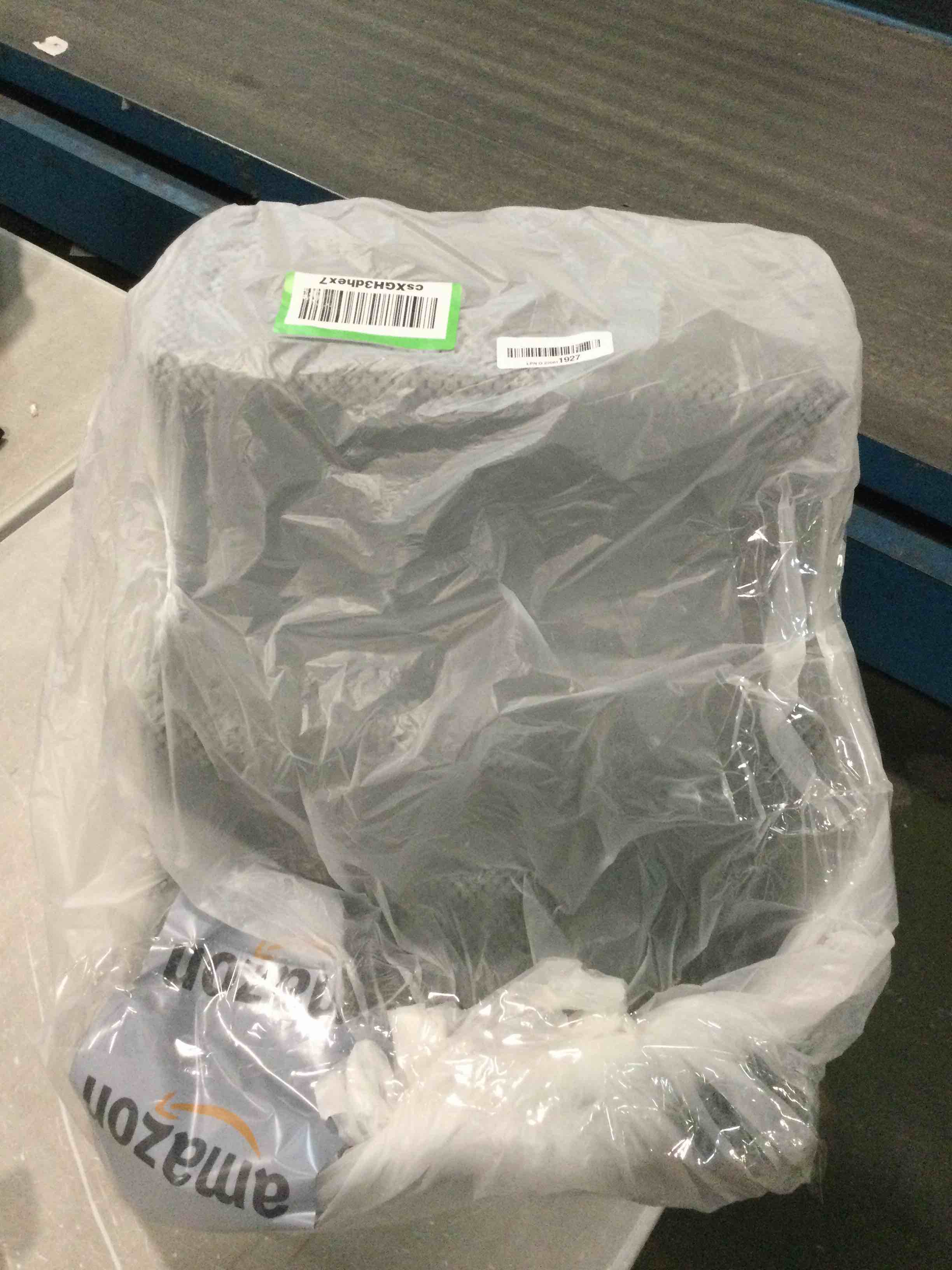 https://s3.amazonaws.com/lotting-images-prod/bidfta/PPE0519439_1728966460881.jpeg