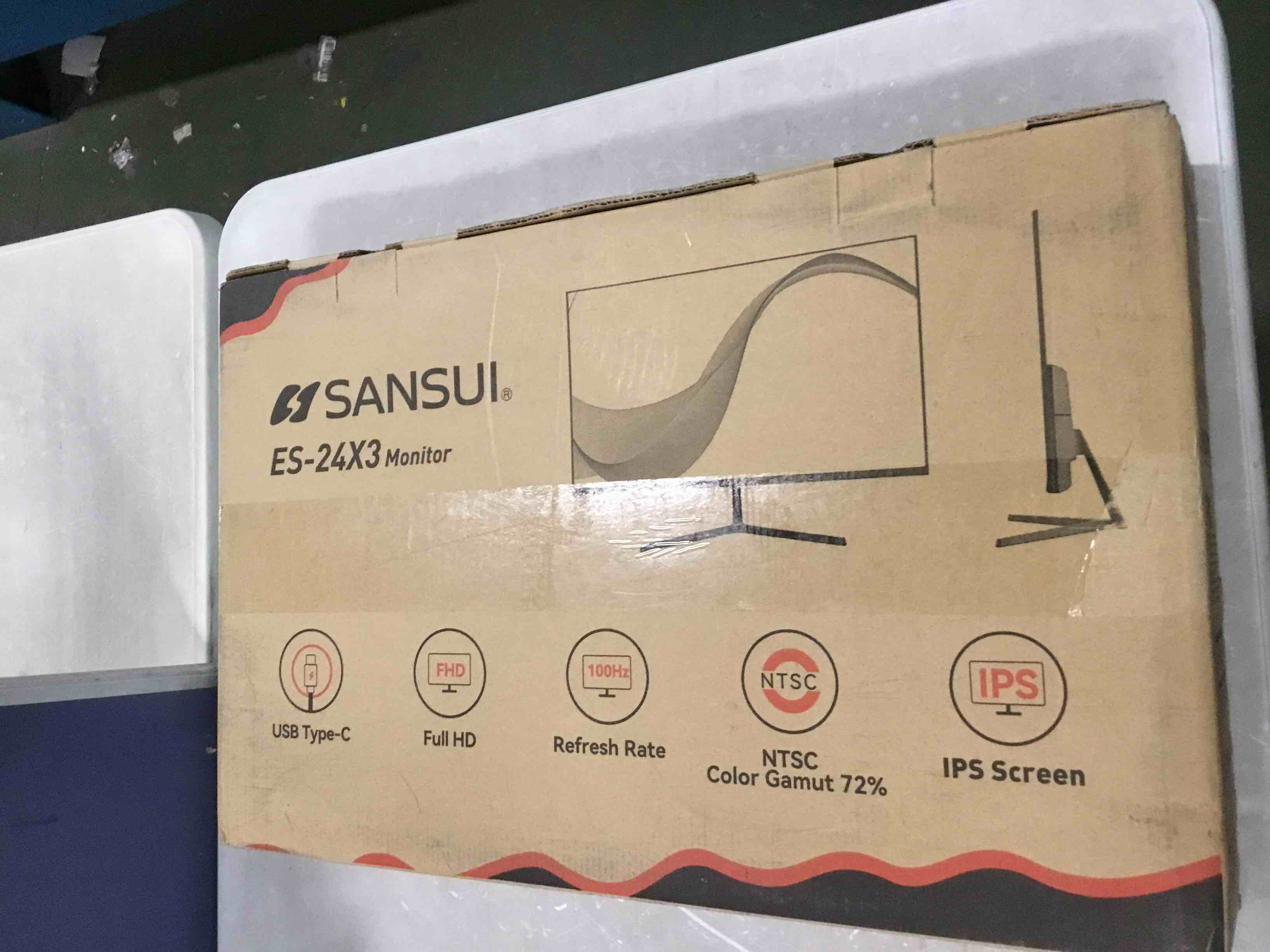 https://s3.amazonaws.com/lotting-images-prod/bidfta/PPE0519521_1728953490079.jpeg