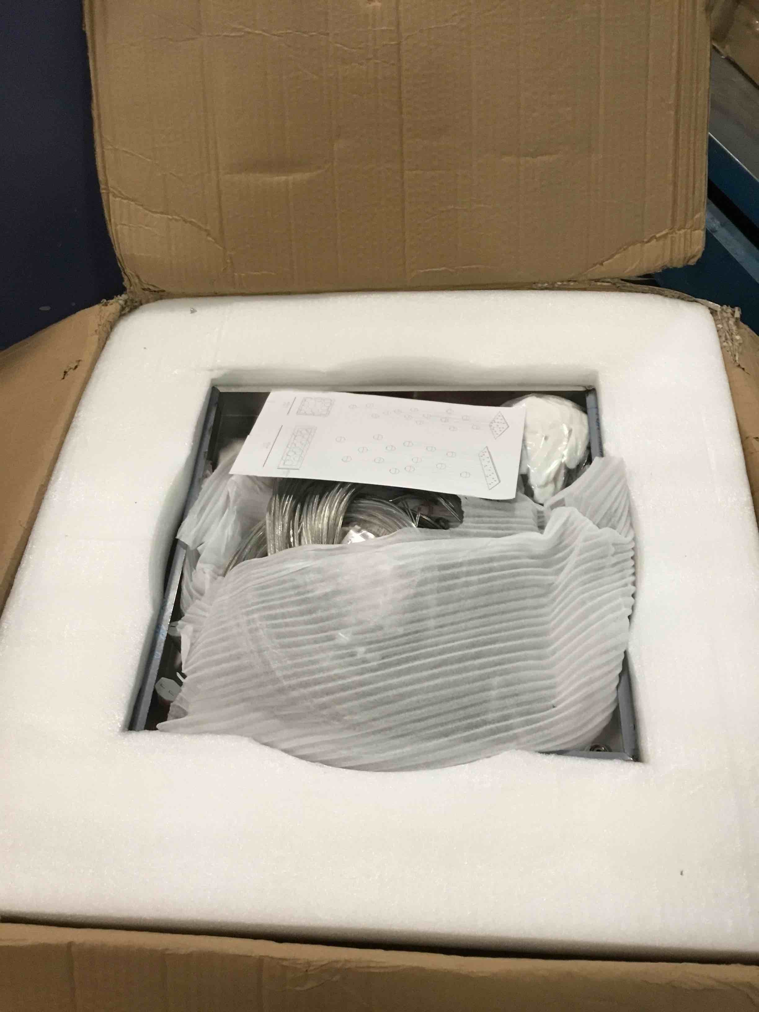 https://s3.amazonaws.com/lotting-images-prod/bidfta/PPE0519711_1728699536142.jpeg