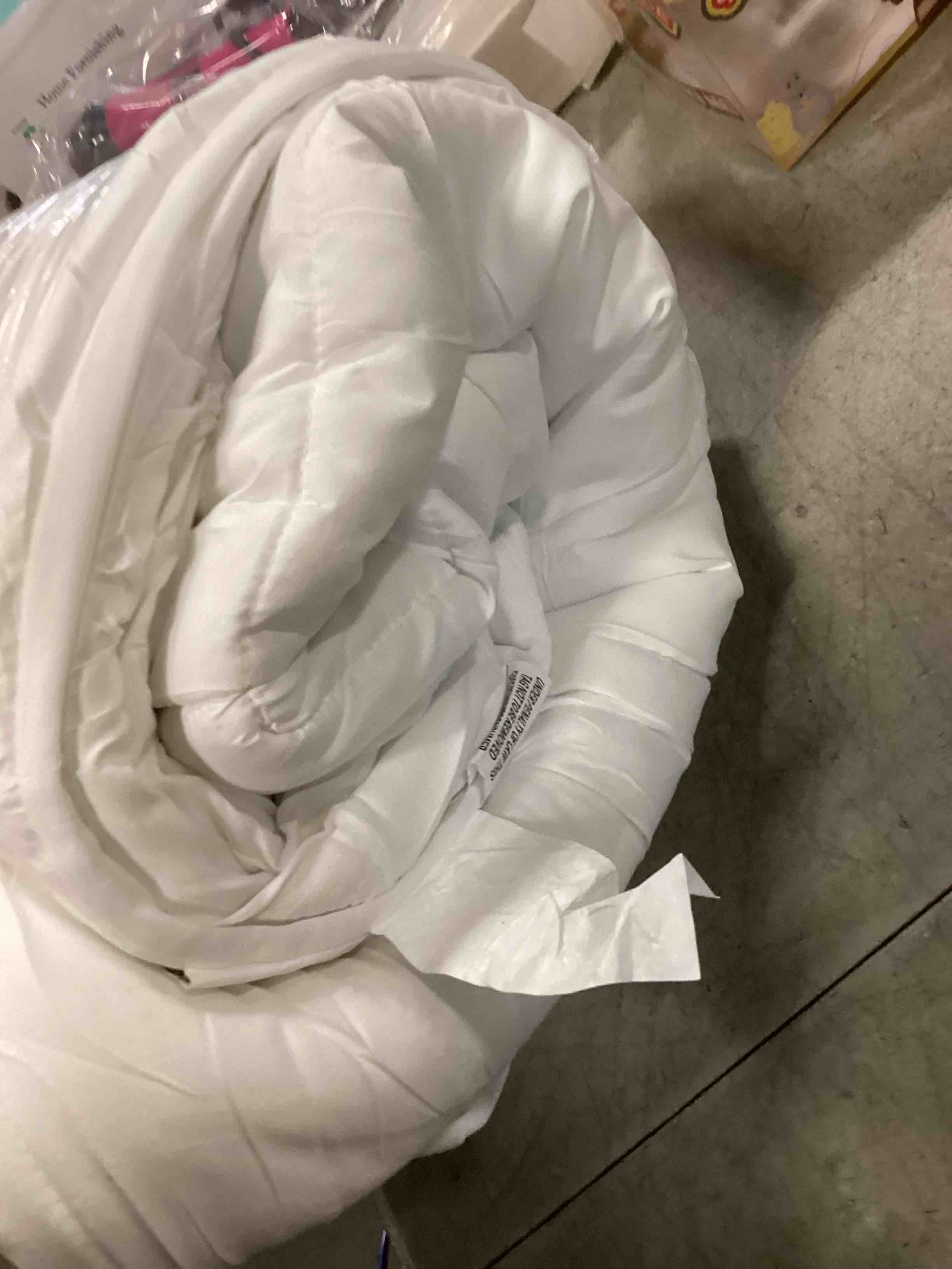https://s3.amazonaws.com/lotting-images-prod/bidfta/PPE0544158_1732373723166.jpeg