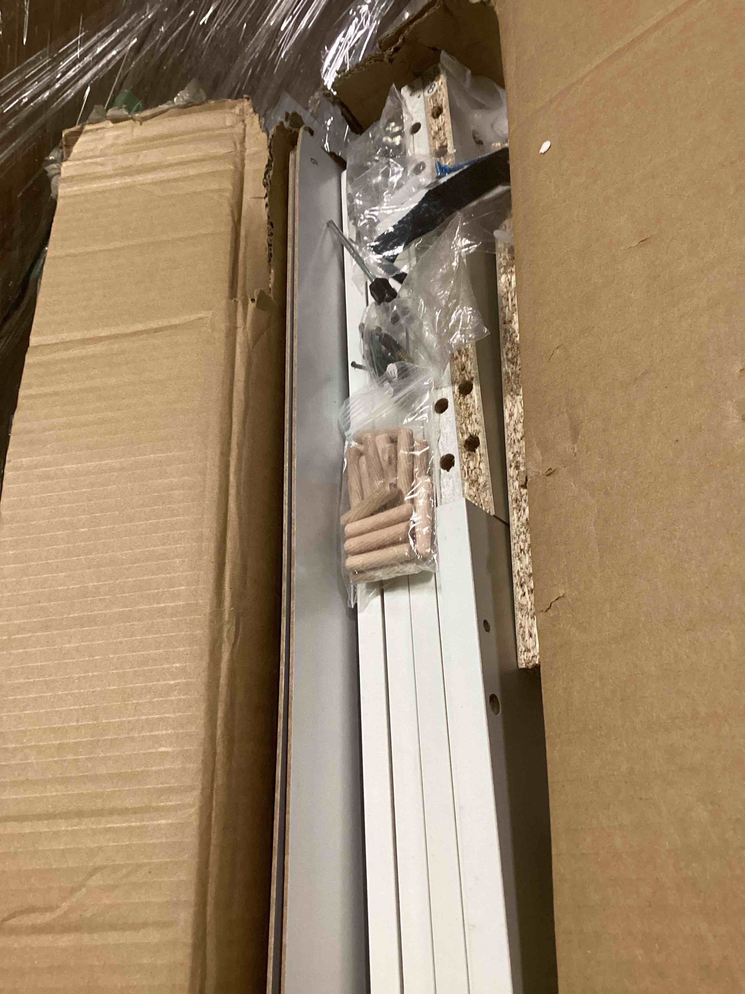 https://s3.amazonaws.com/lotting-images-prod/bidfta/PPE0544244_1732338716551.jpeg