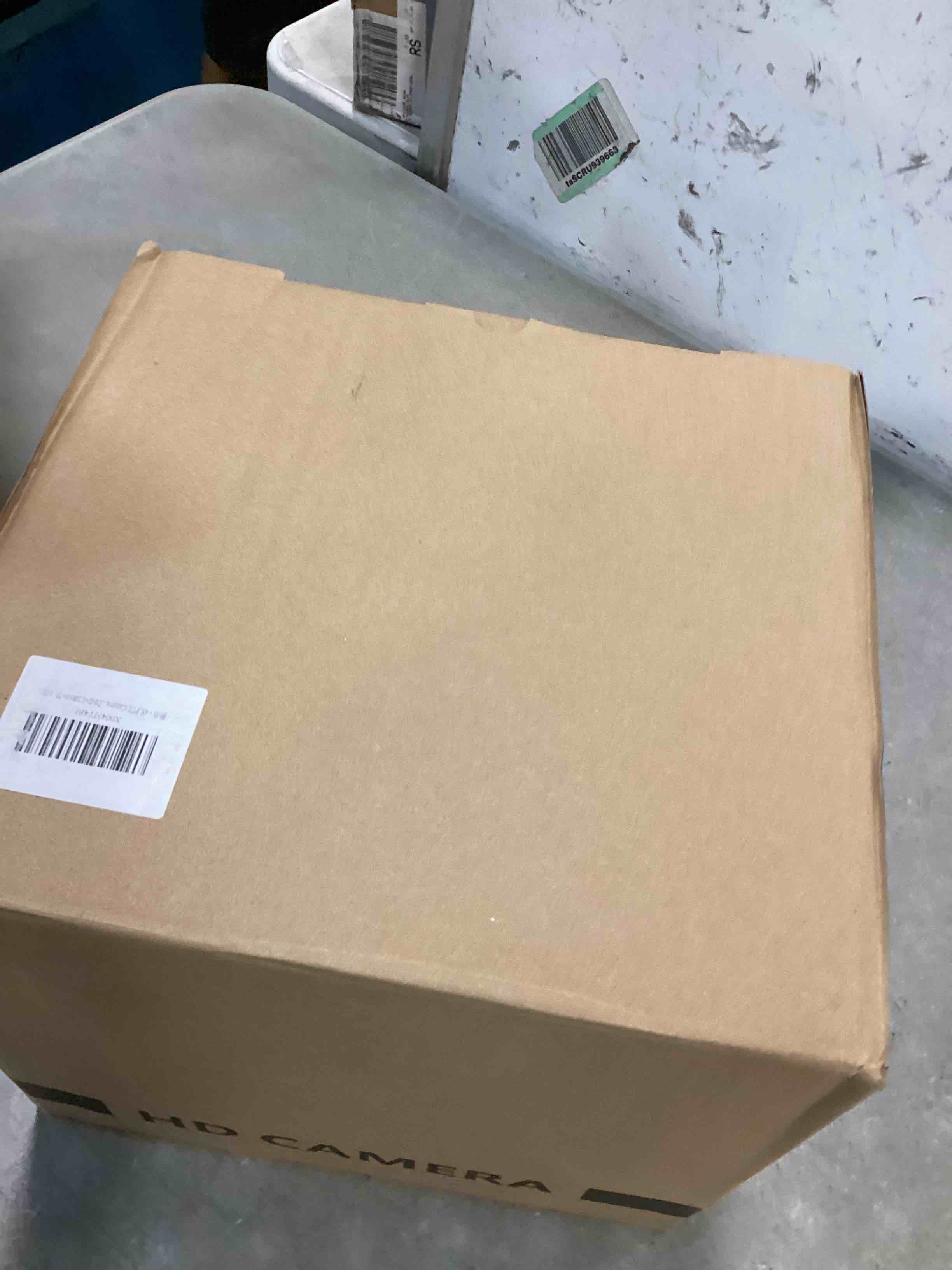 https://s3.amazonaws.com/lotting-images-prod/bidfta/PPE0545303_1731375526557.jpeg