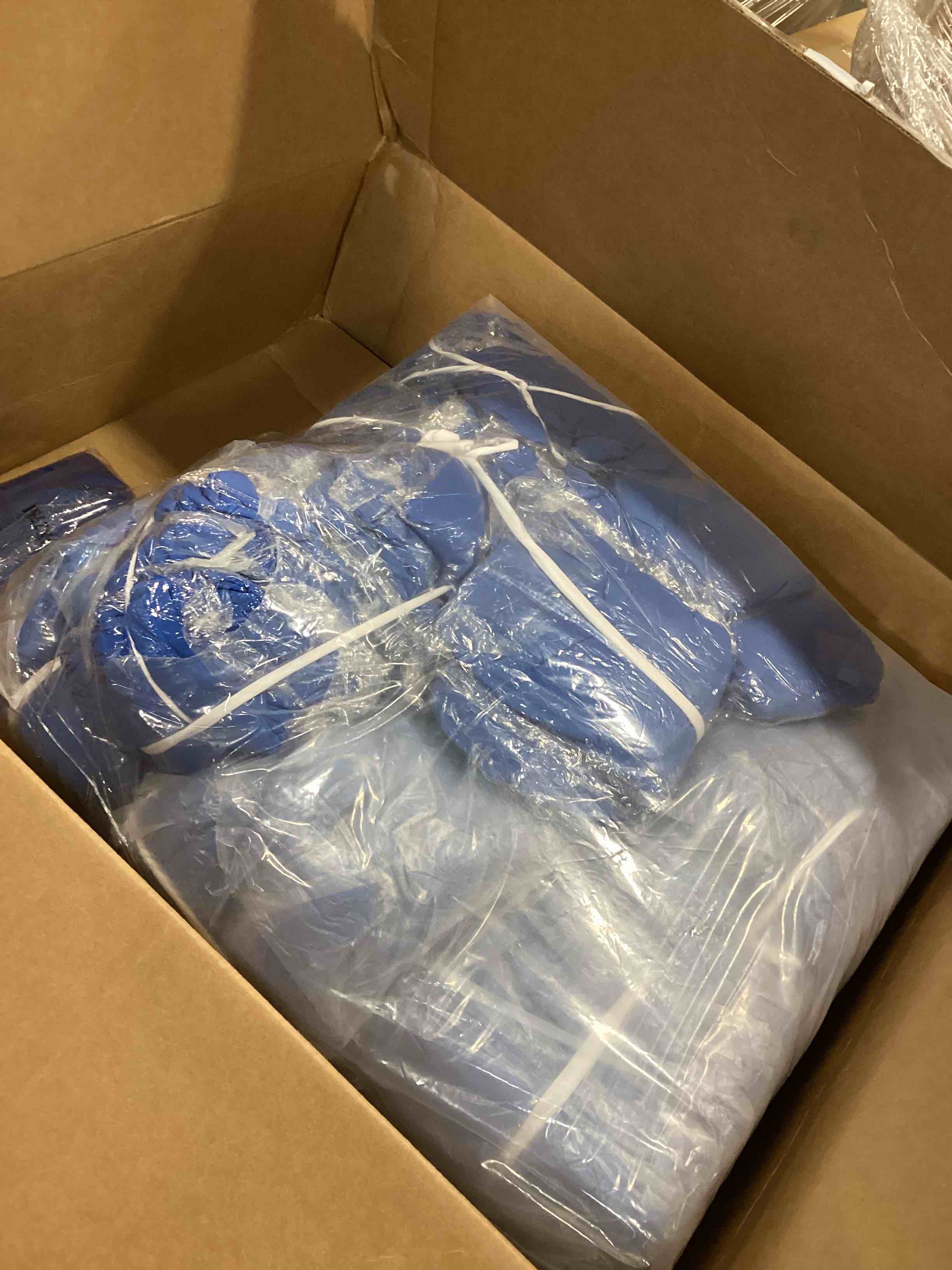 https://s3.amazonaws.com/lotting-images-prod/bidfta/PPE0545411_1731364138751.jpeg