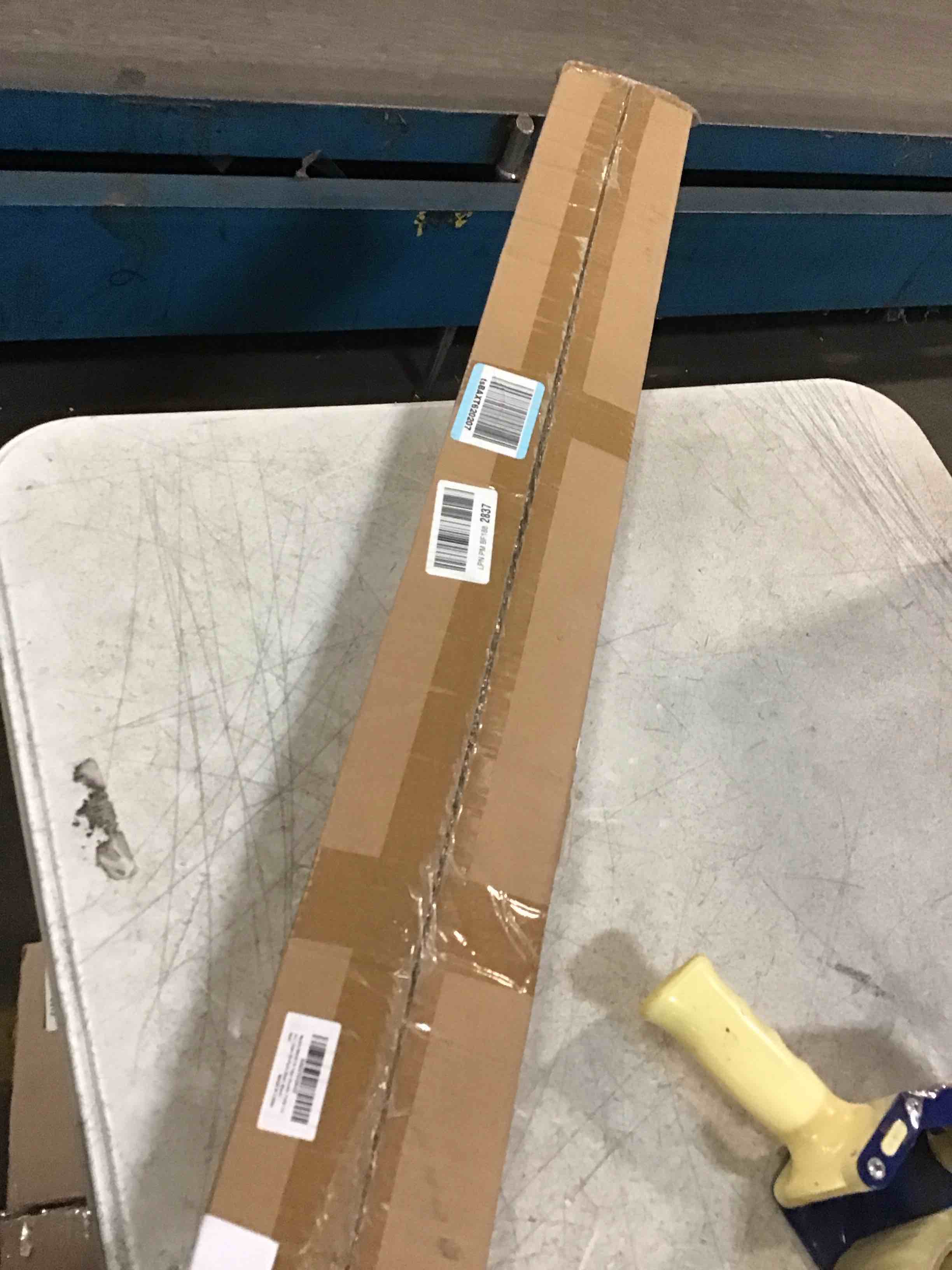 https://s3.amazonaws.com/lotting-images-prod/bidfta/PPE0545479_1731165150206.jpeg