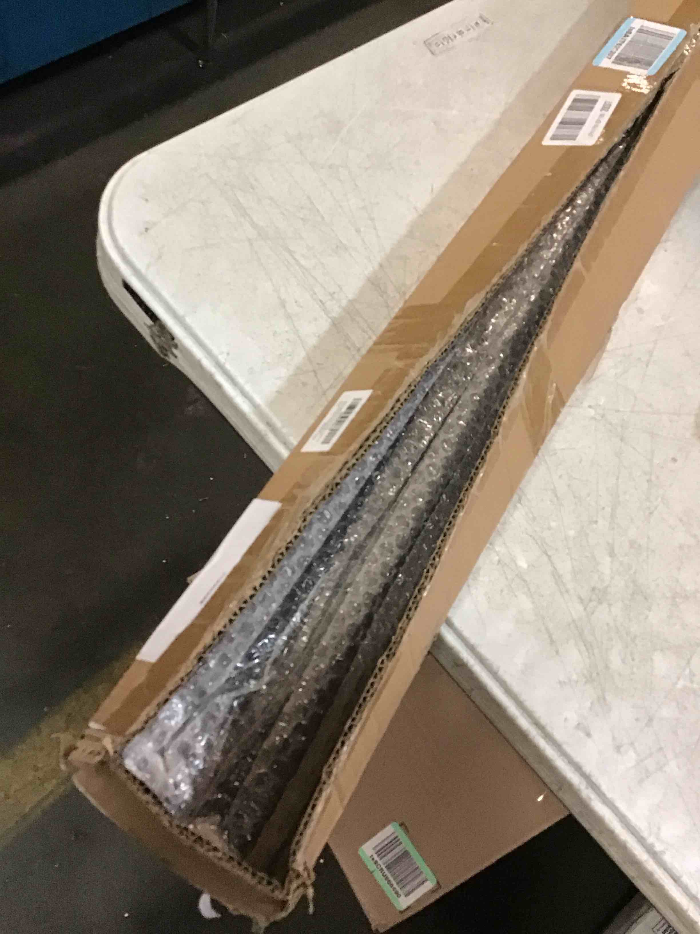 https://s3.amazonaws.com/lotting-images-prod/bidfta/PPE0545479_1731165192022.jpeg