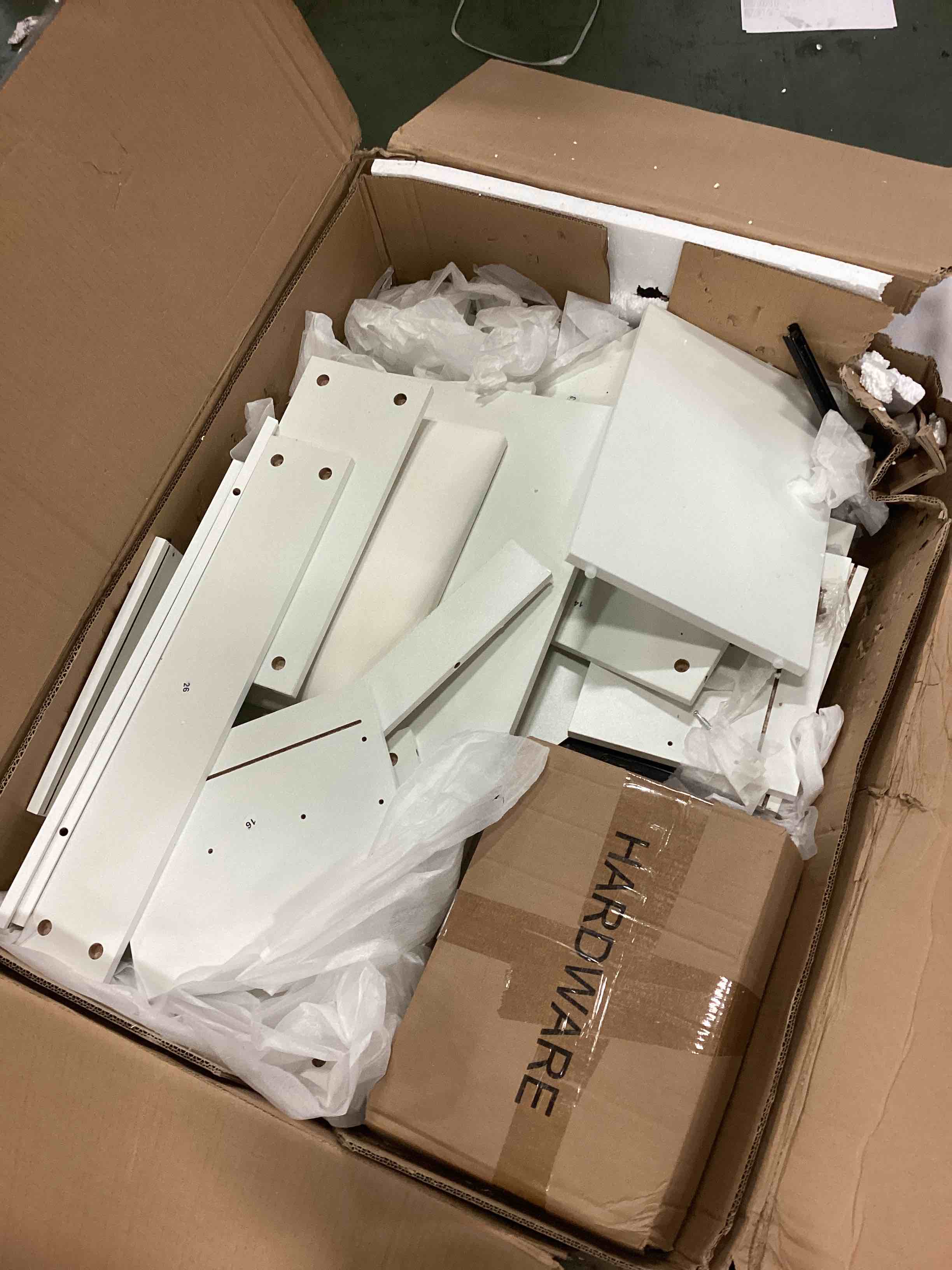 https://s3.amazonaws.com/lotting-images-prod/bidfta/PPE0545770_1731023471451.jpeg