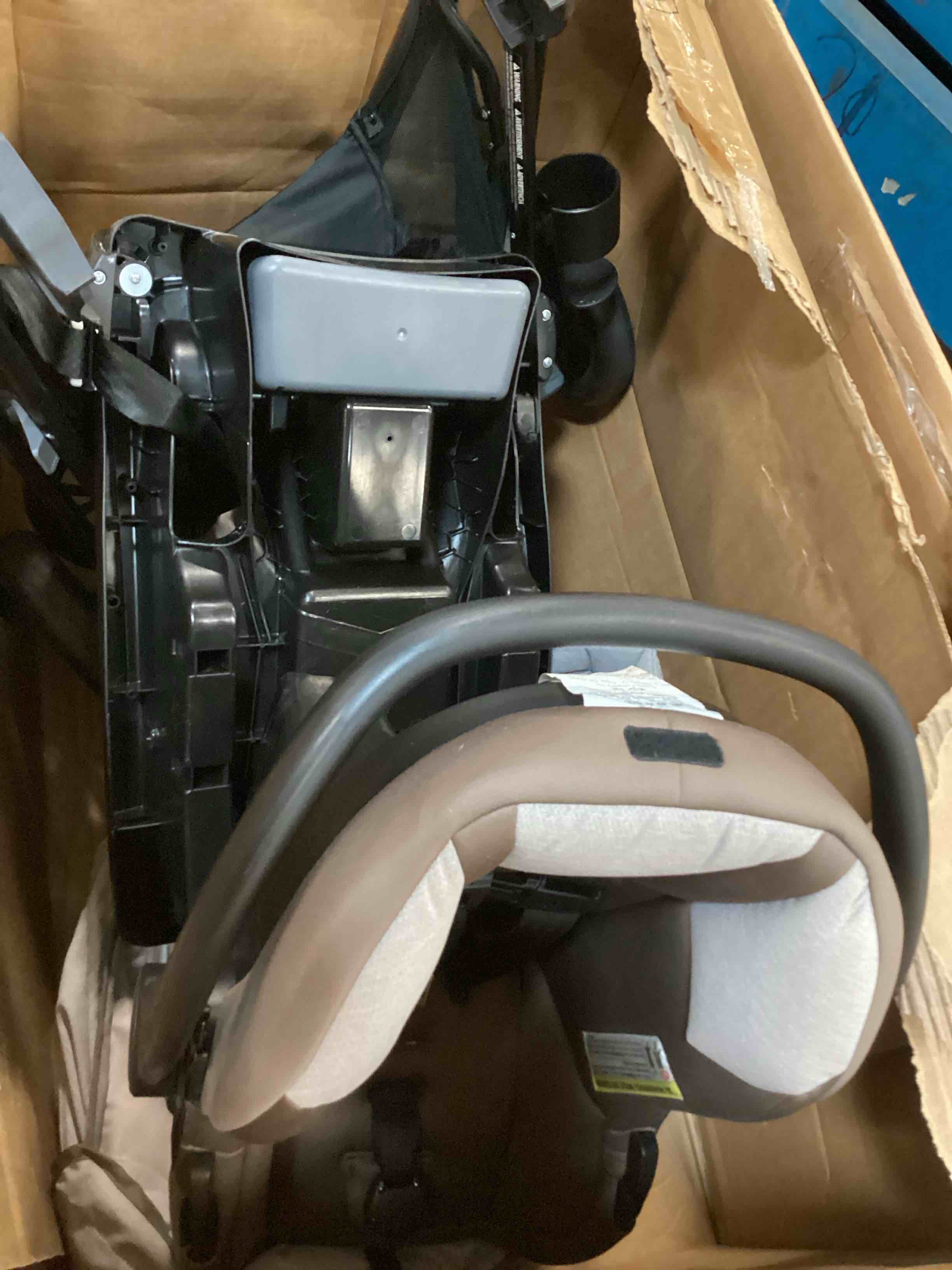 https://s3.amazonaws.com/lotting-images-prod/bidfta/PPE0546431_1731944394637.jpeg
