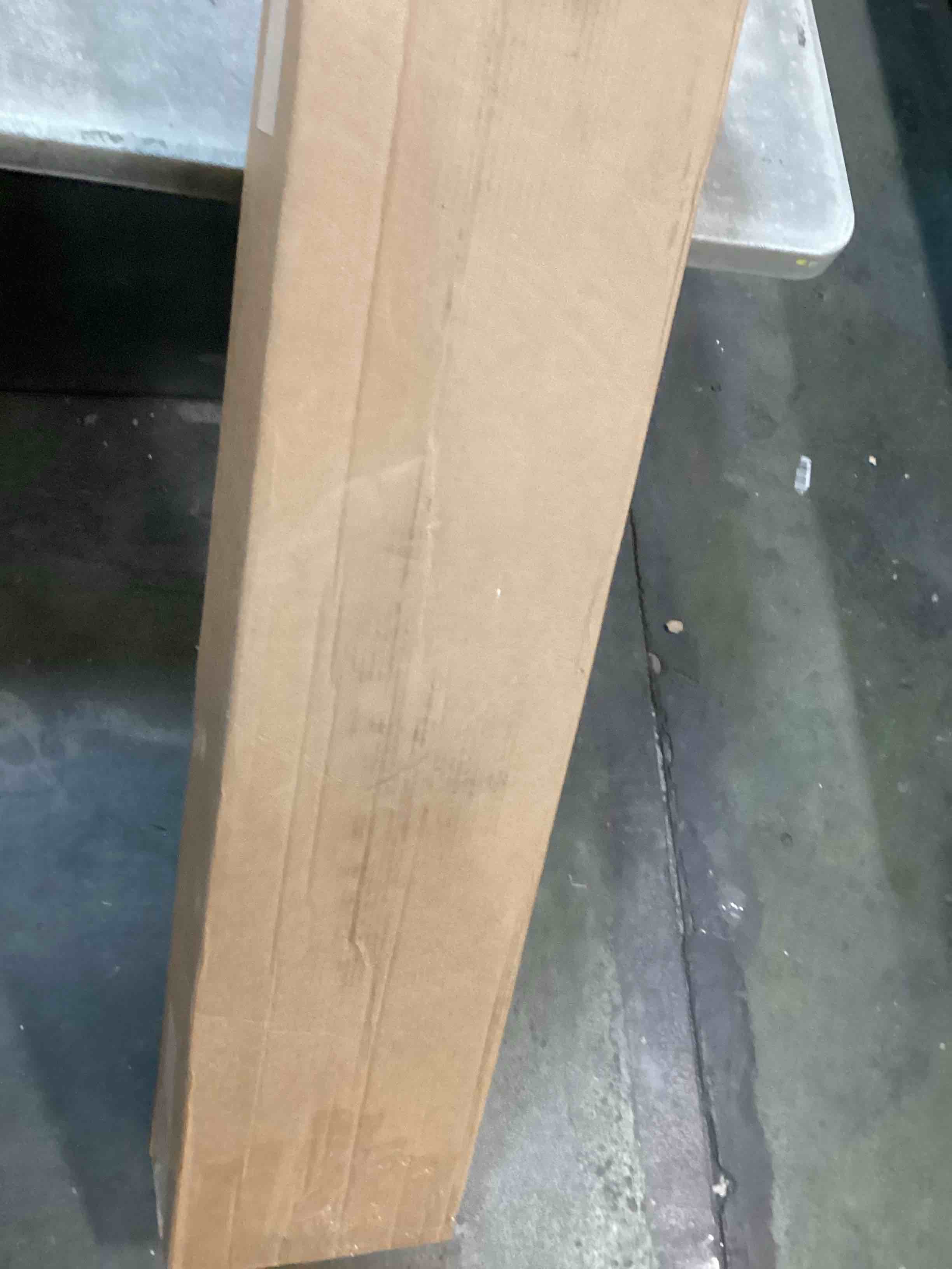 https://s3.amazonaws.com/lotting-images-prod/bidfta/PPE0546633_1731503010721.jpeg