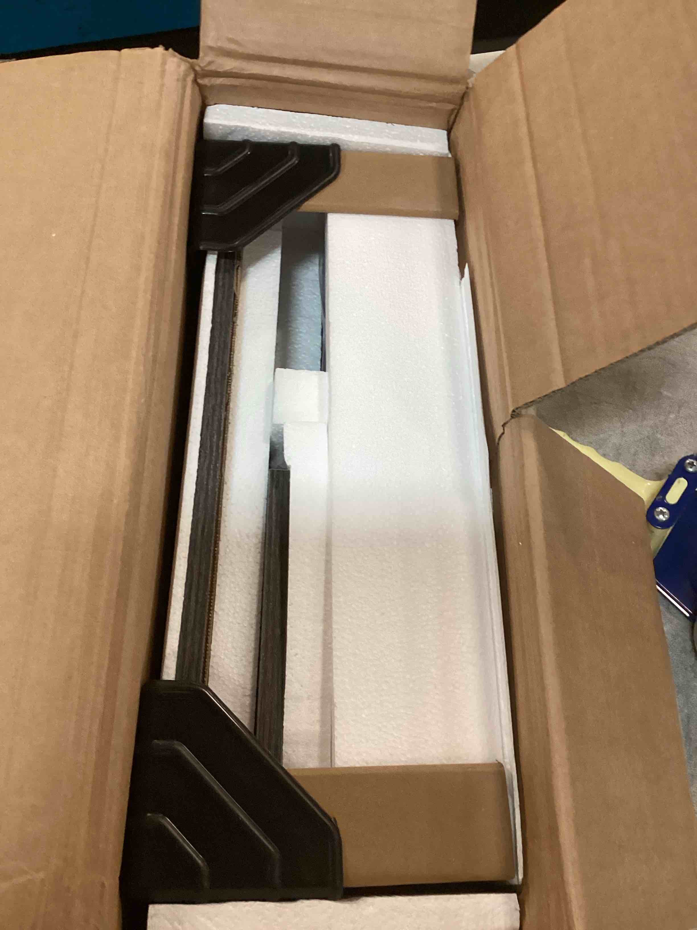 https://s3.amazonaws.com/lotting-images-prod/bidfta/PPE0546731_1731423369616.jpeg