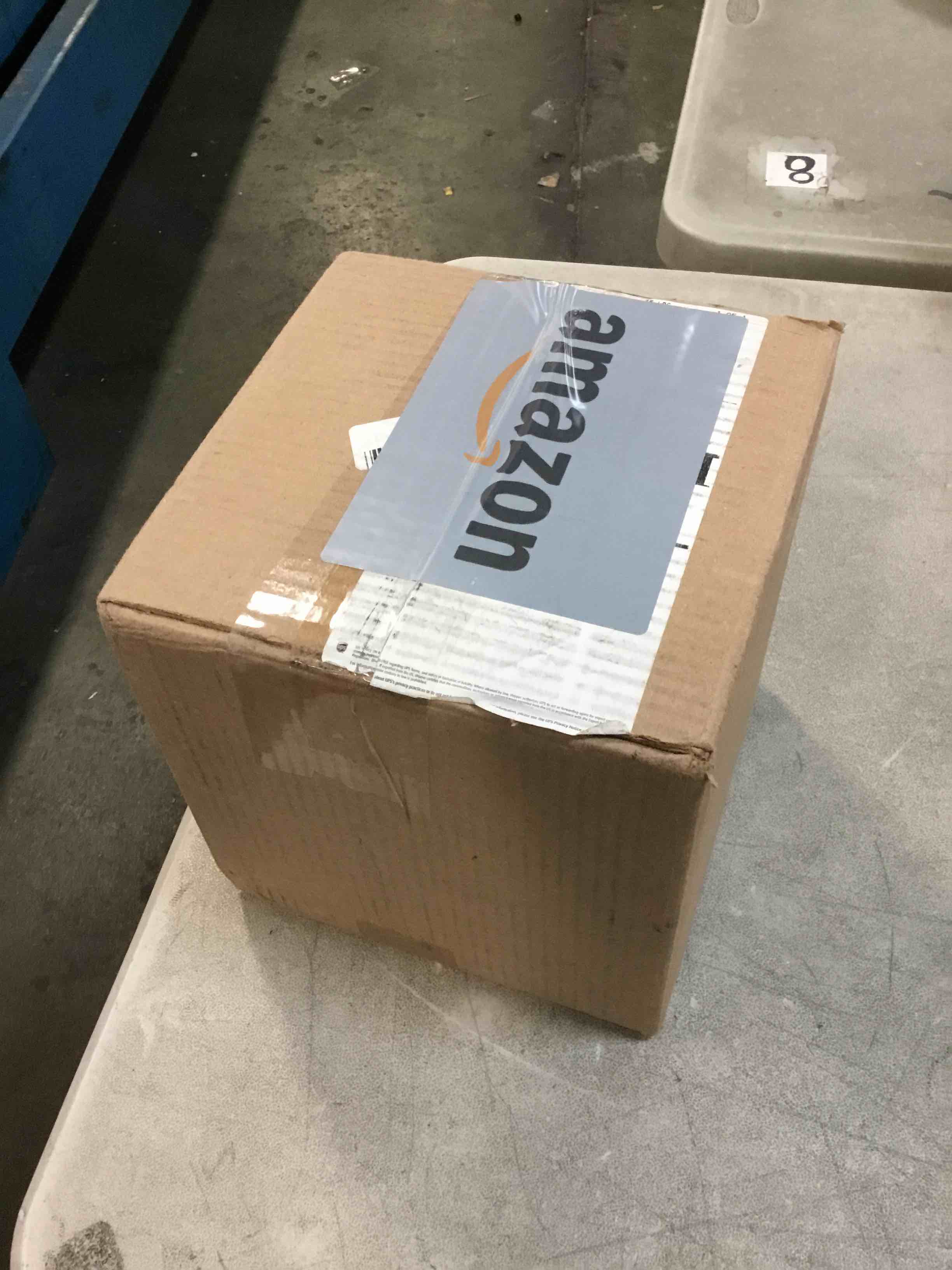 https://s3.amazonaws.com/lotting-images-prod/bidfta/PPE0546891_1731344552043.jpeg