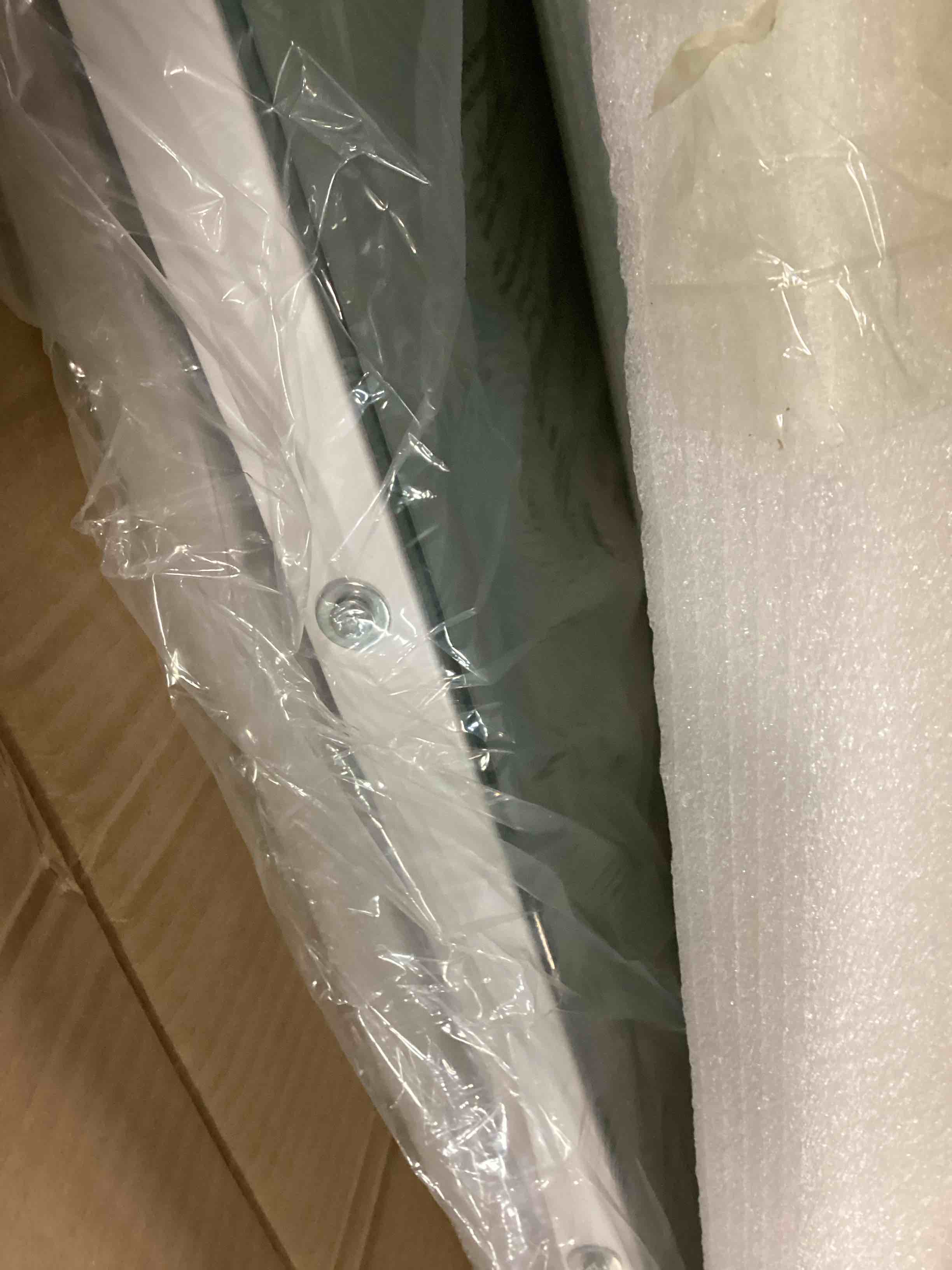 https://s3.amazonaws.com/lotting-images-prod/bidfta/PPE0547151_1730909887596.jpeg
