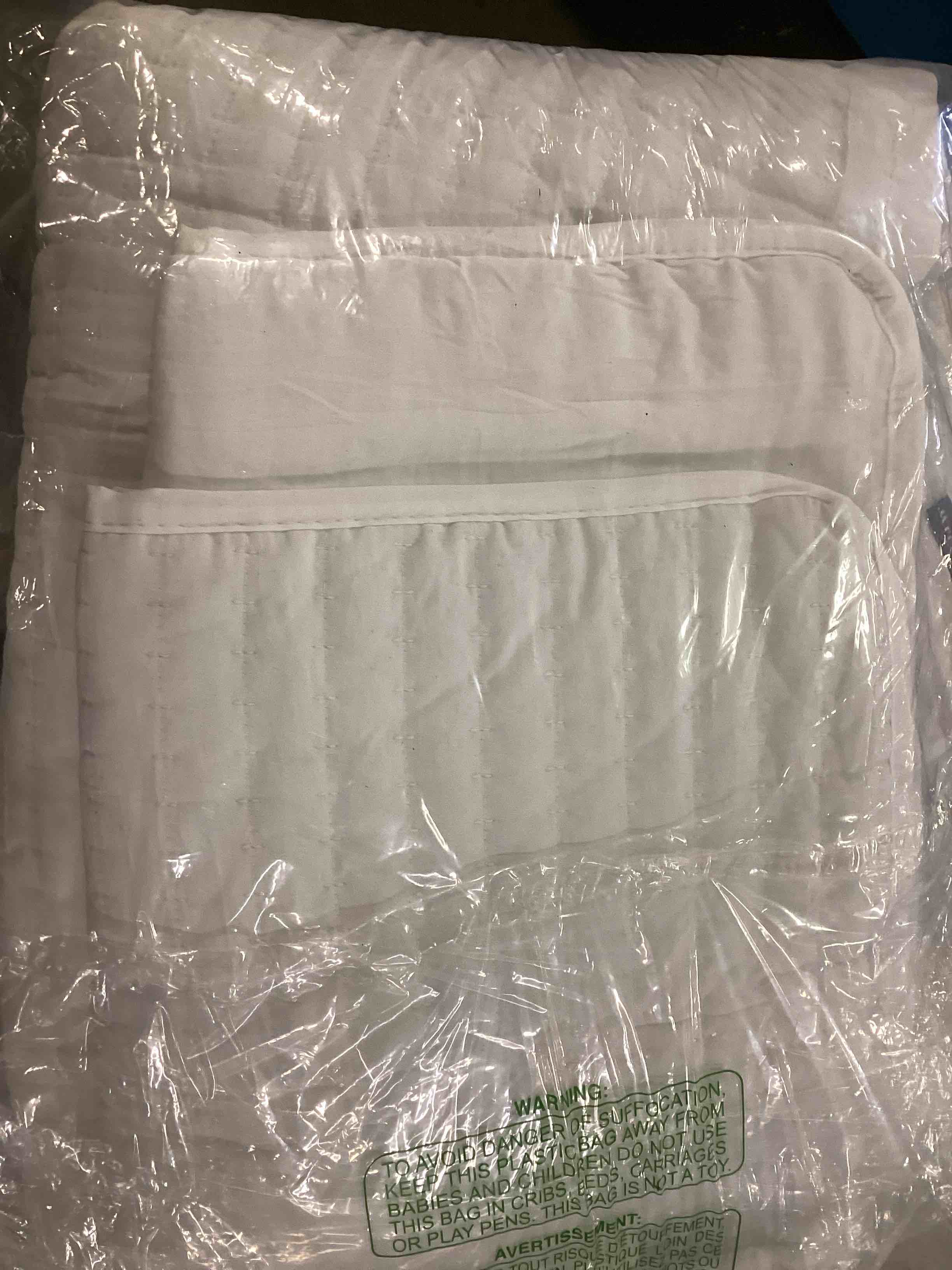 https://s3.amazonaws.com/lotting-images-prod/bidfta/PPE0547696_1730475056307.jpeg