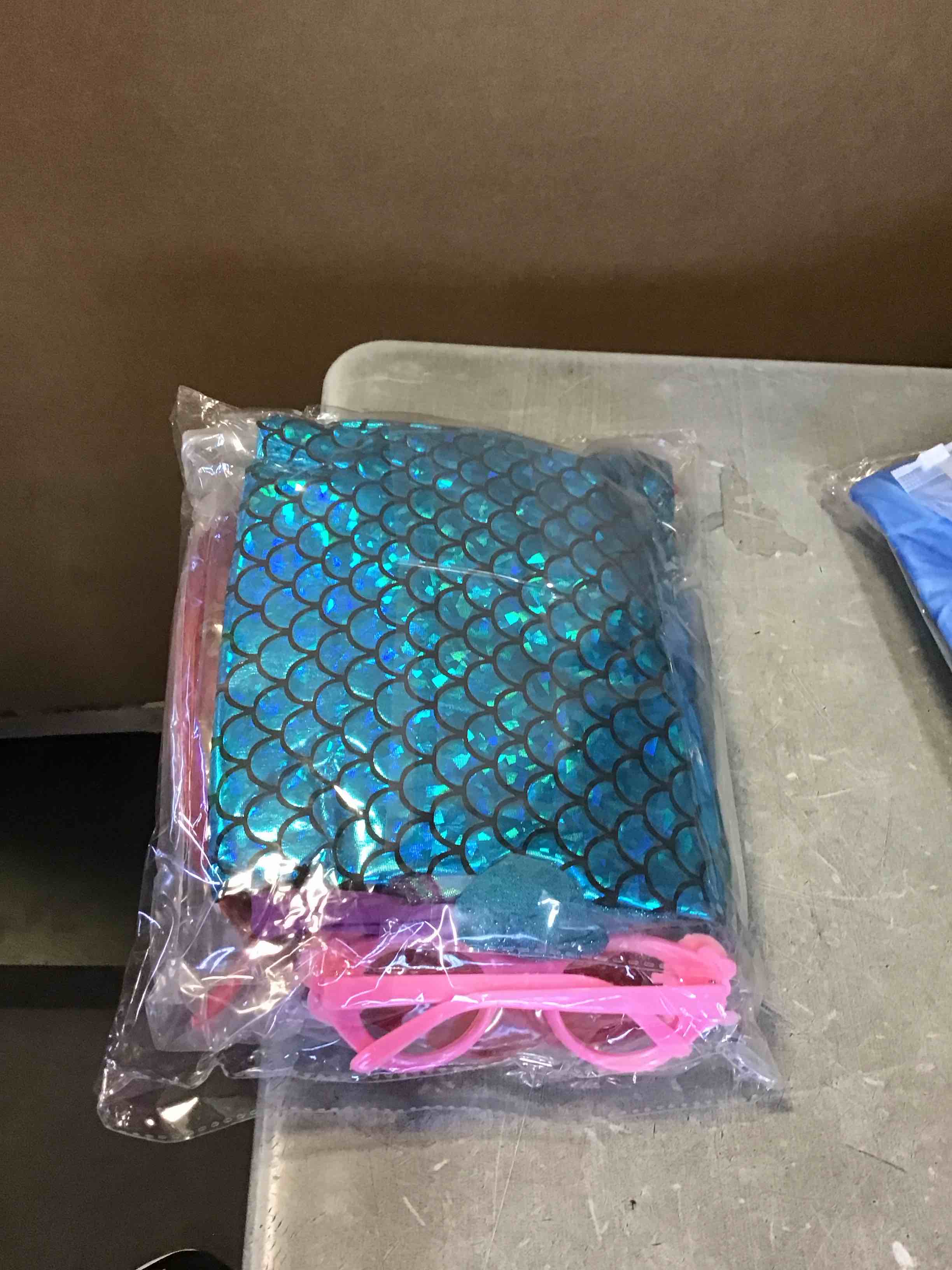 https://s3.amazonaws.com/lotting-images-prod/bidfta/PPE0549134_1731350686009.jpeg