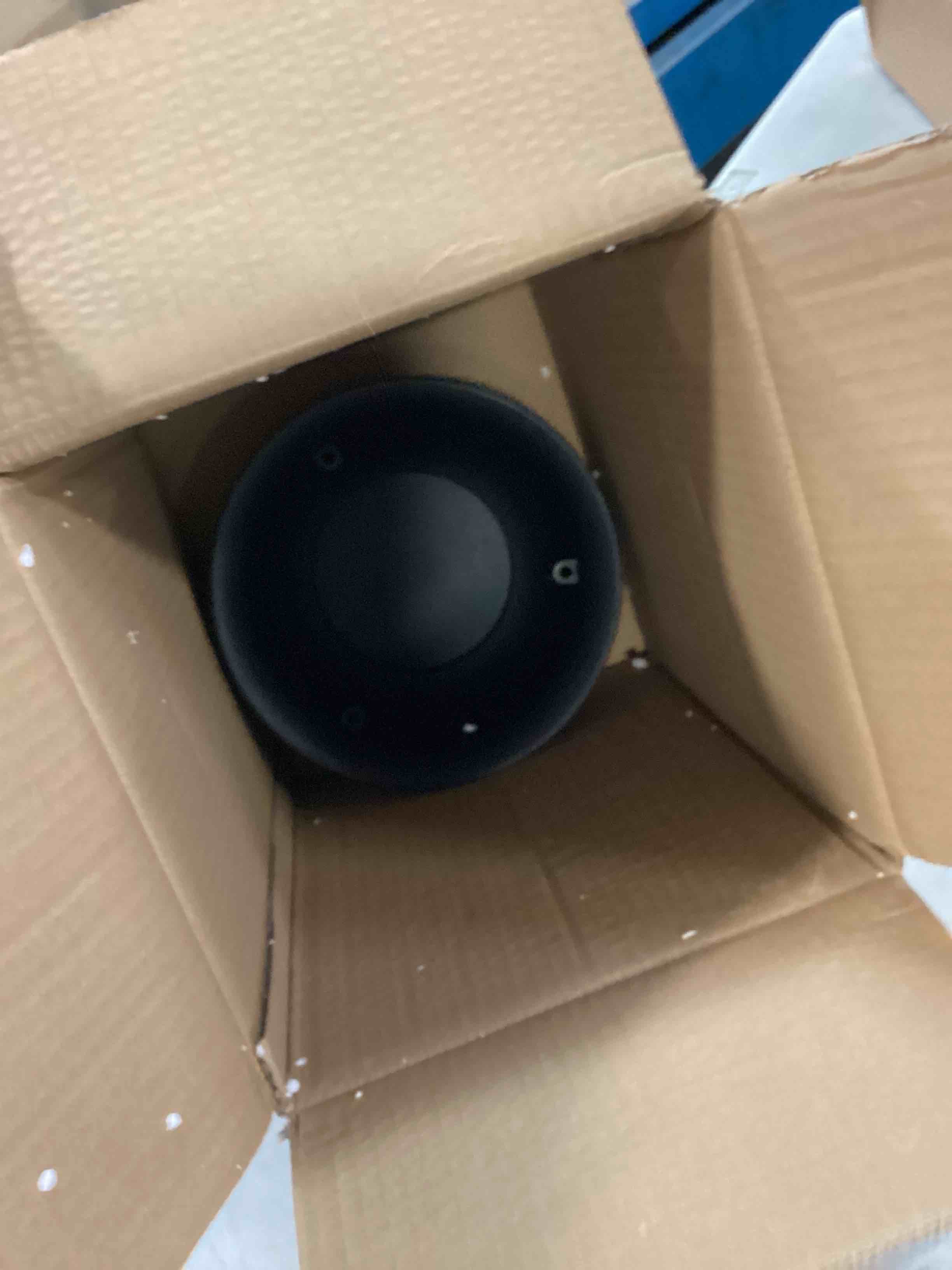 https://s3.amazonaws.com/lotting-images-prod/bidfta/PPE0550421_1732130220851.jpeg