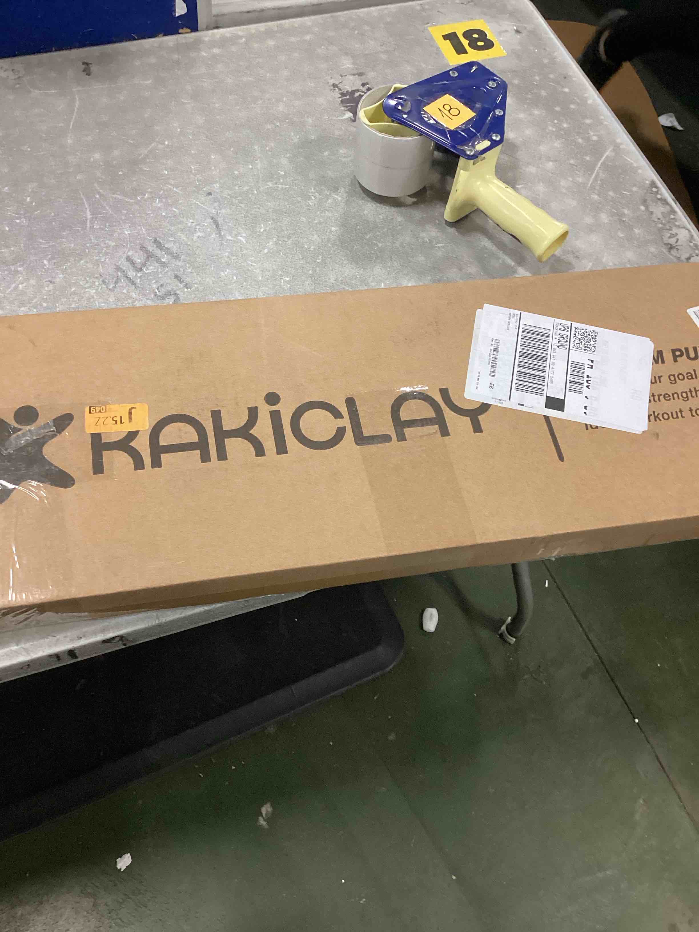 https://s3.amazonaws.com/lotting-images-prod/bidfta/PPE0550691_1732031381988.jpeg
