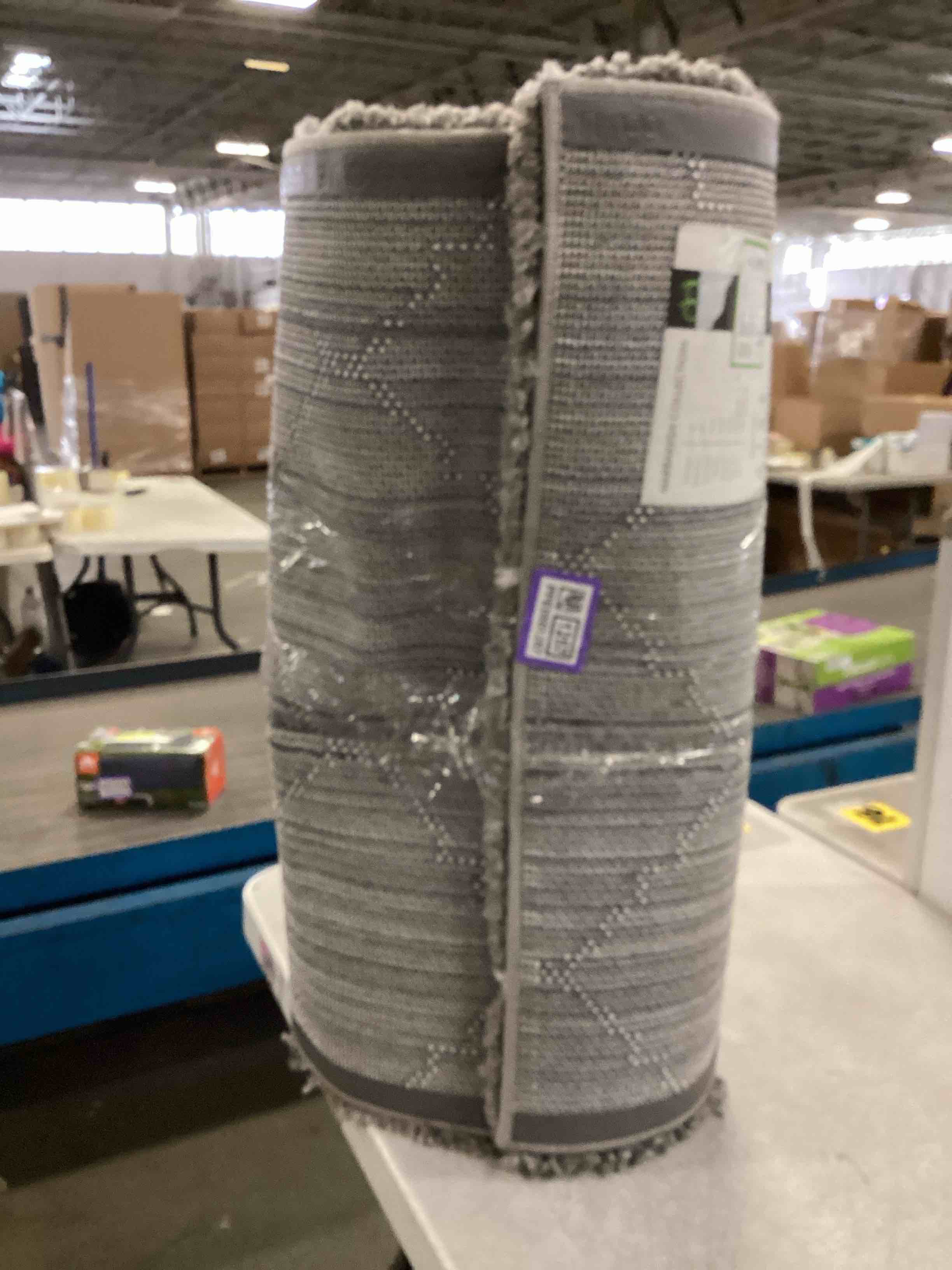 https://s3.amazonaws.com/lotting-images-prod/bidfta/PPE0551257_1731598908623.jpeg