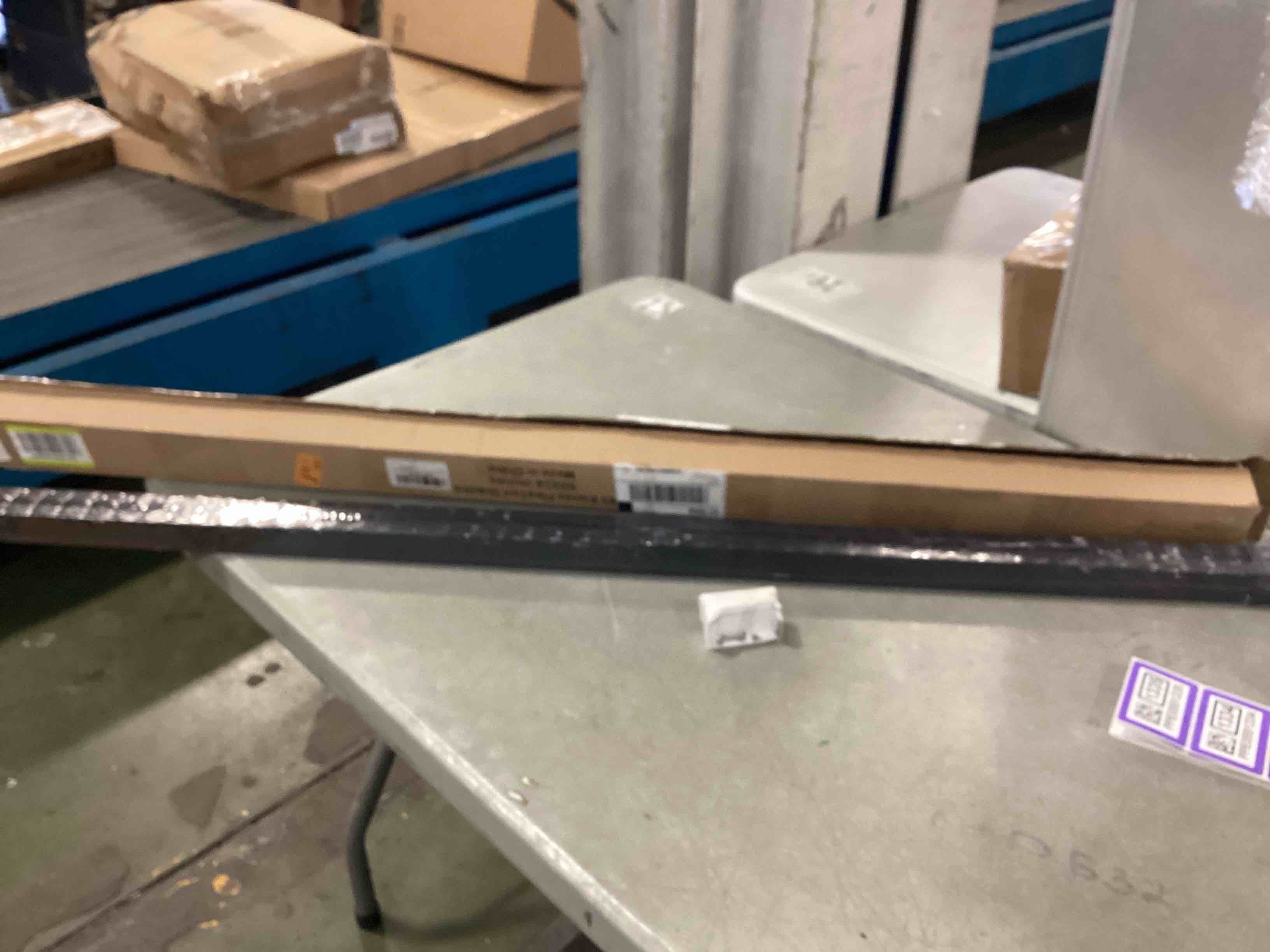 https://s3.amazonaws.com/lotting-images-prod/bidfta/PPE0551326_1731439970079.jpeg