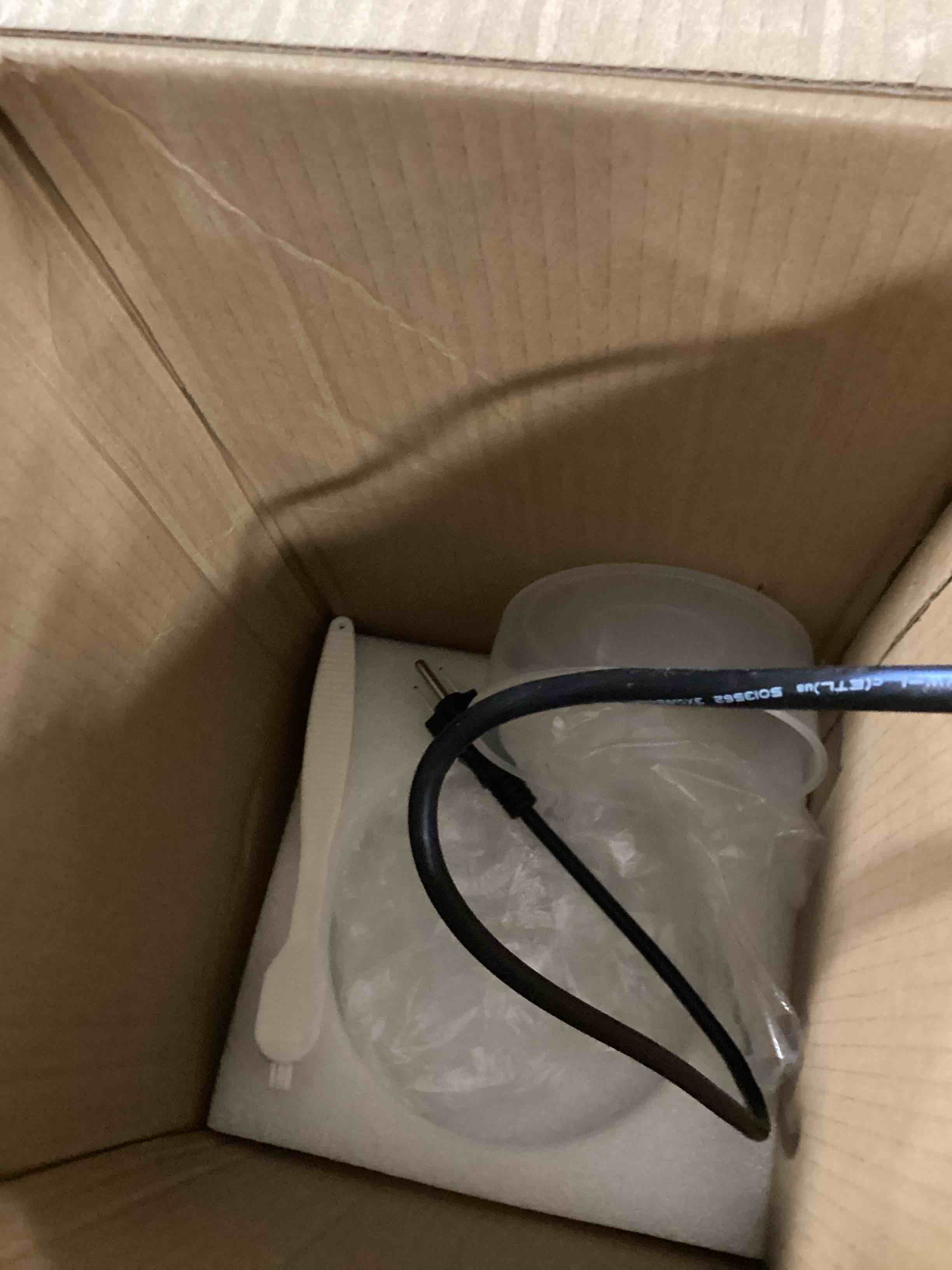 https://s3.amazonaws.com/lotting-images-prod/bidfta/PPE0551329_1731440761591.jpeg