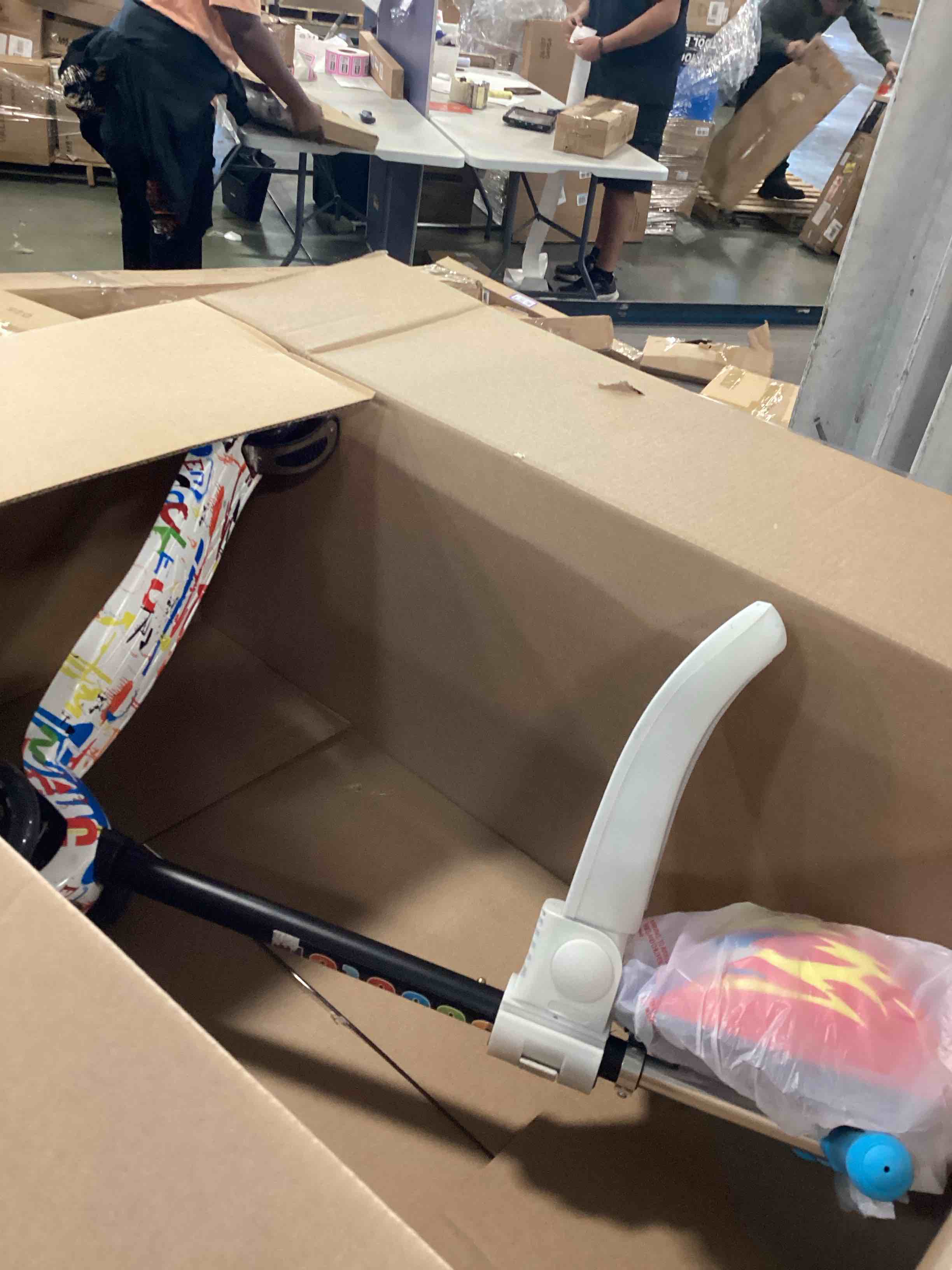 https://s3.amazonaws.com/lotting-images-prod/bidfta/PPE0551408_1731418171902.jpeg