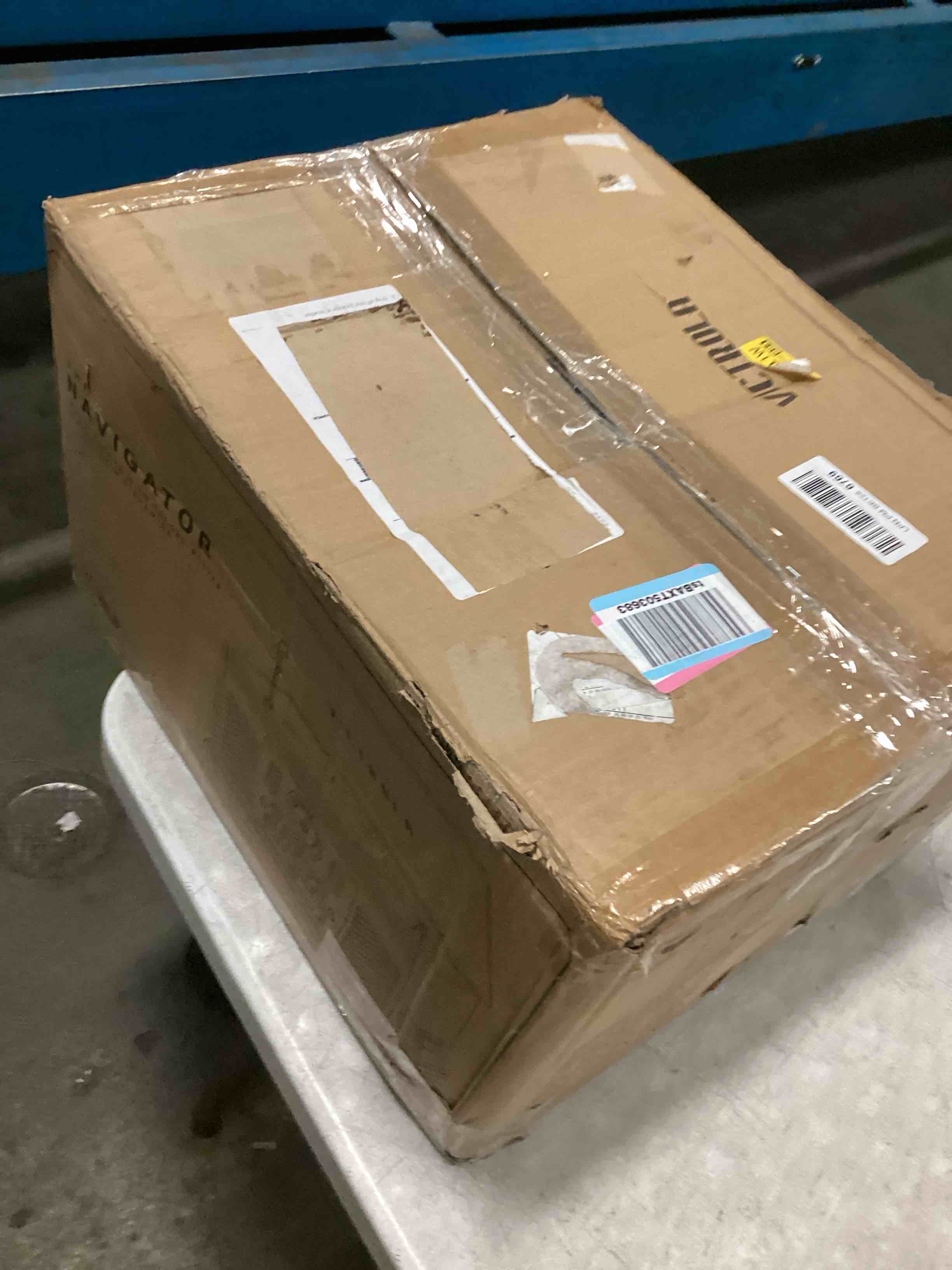 https://s3.amazonaws.com/lotting-images-prod/bidfta/PPE0552043_1730376618256.jpeg