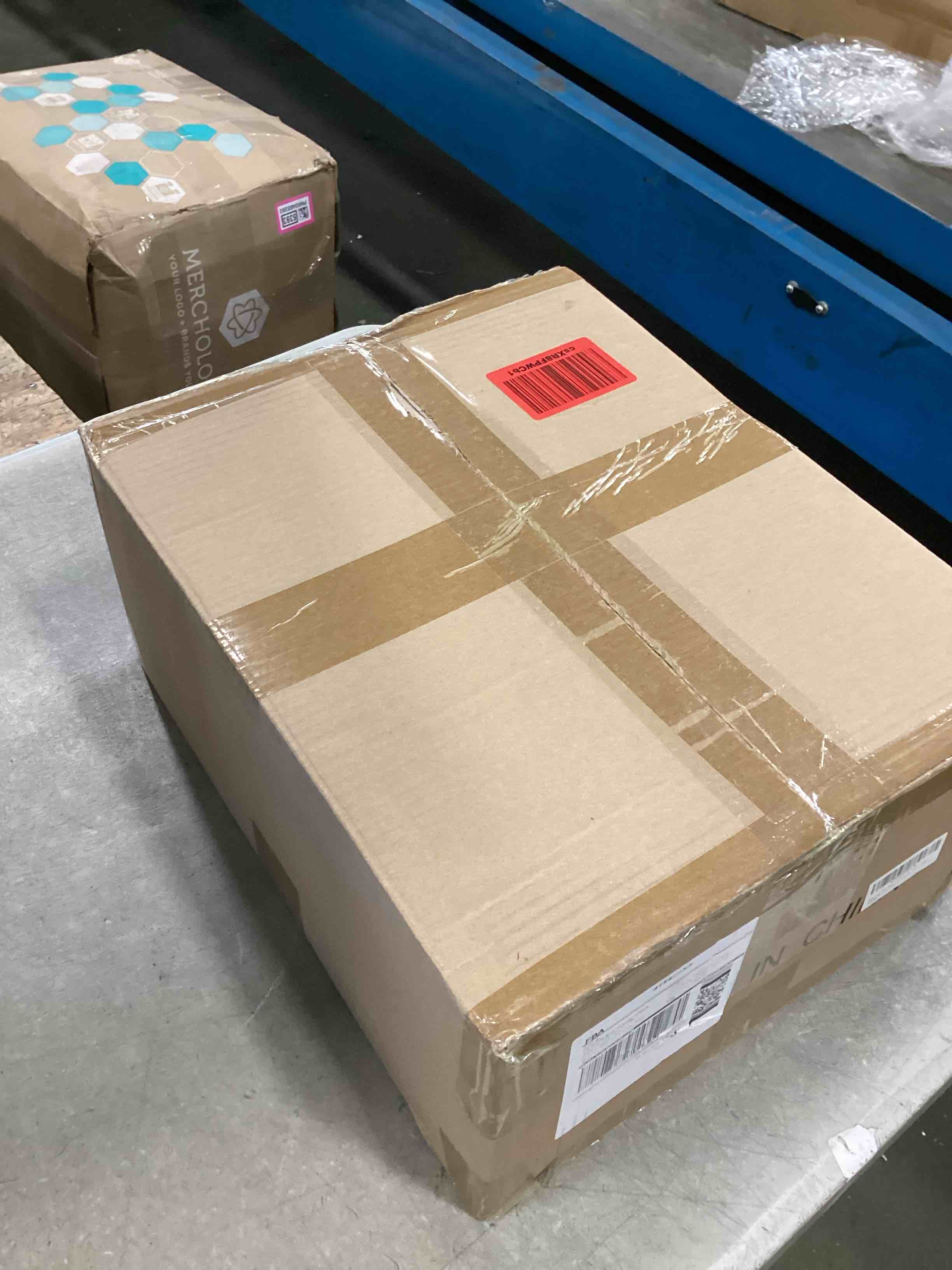https://s3.amazonaws.com/lotting-images-prod/bidfta/PPE0552127_1730316581233.jpeg
