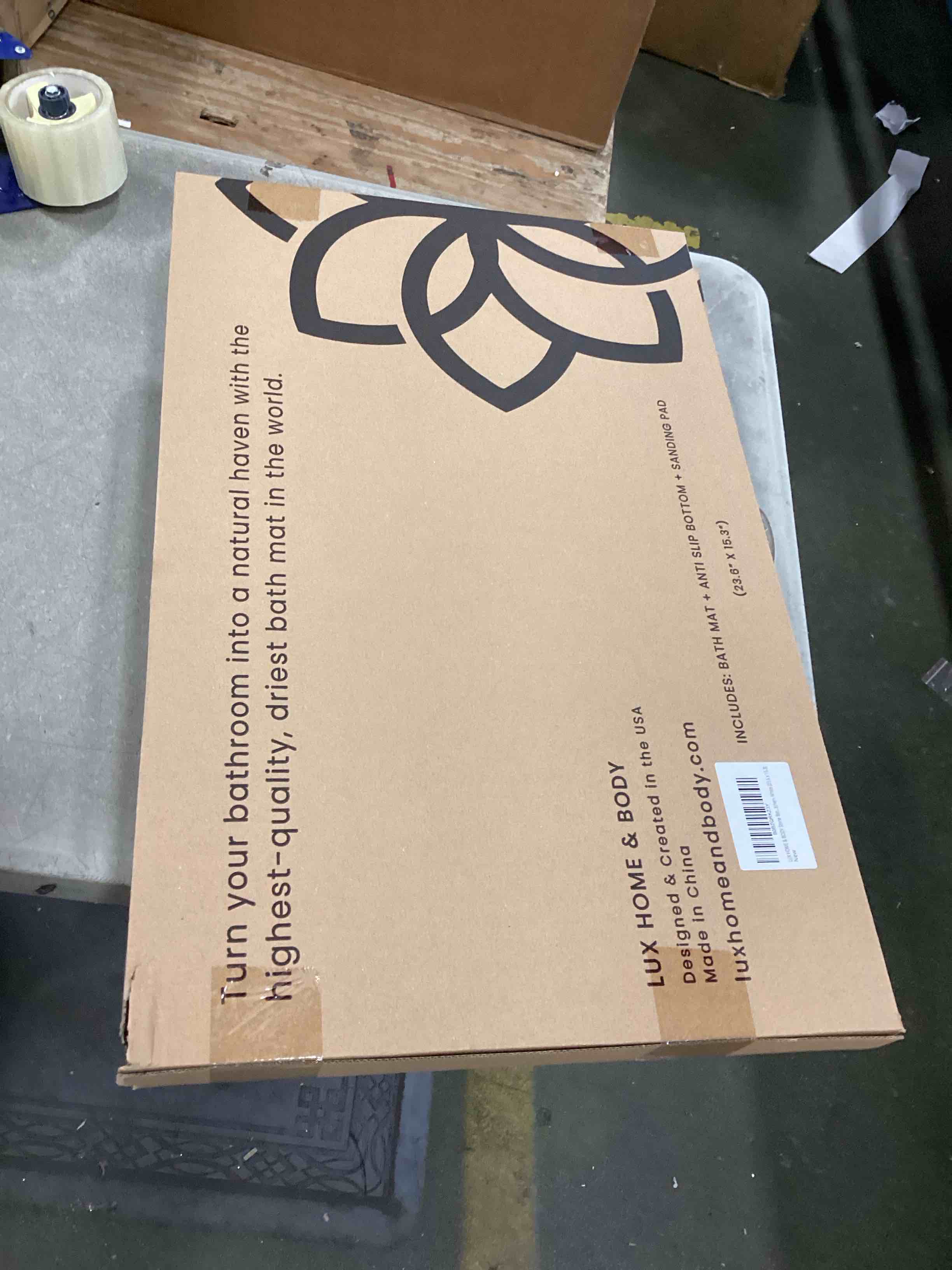 https://s3.amazonaws.com/lotting-images-prod/bidfta/PPE0552254_1730309905742.jpeg