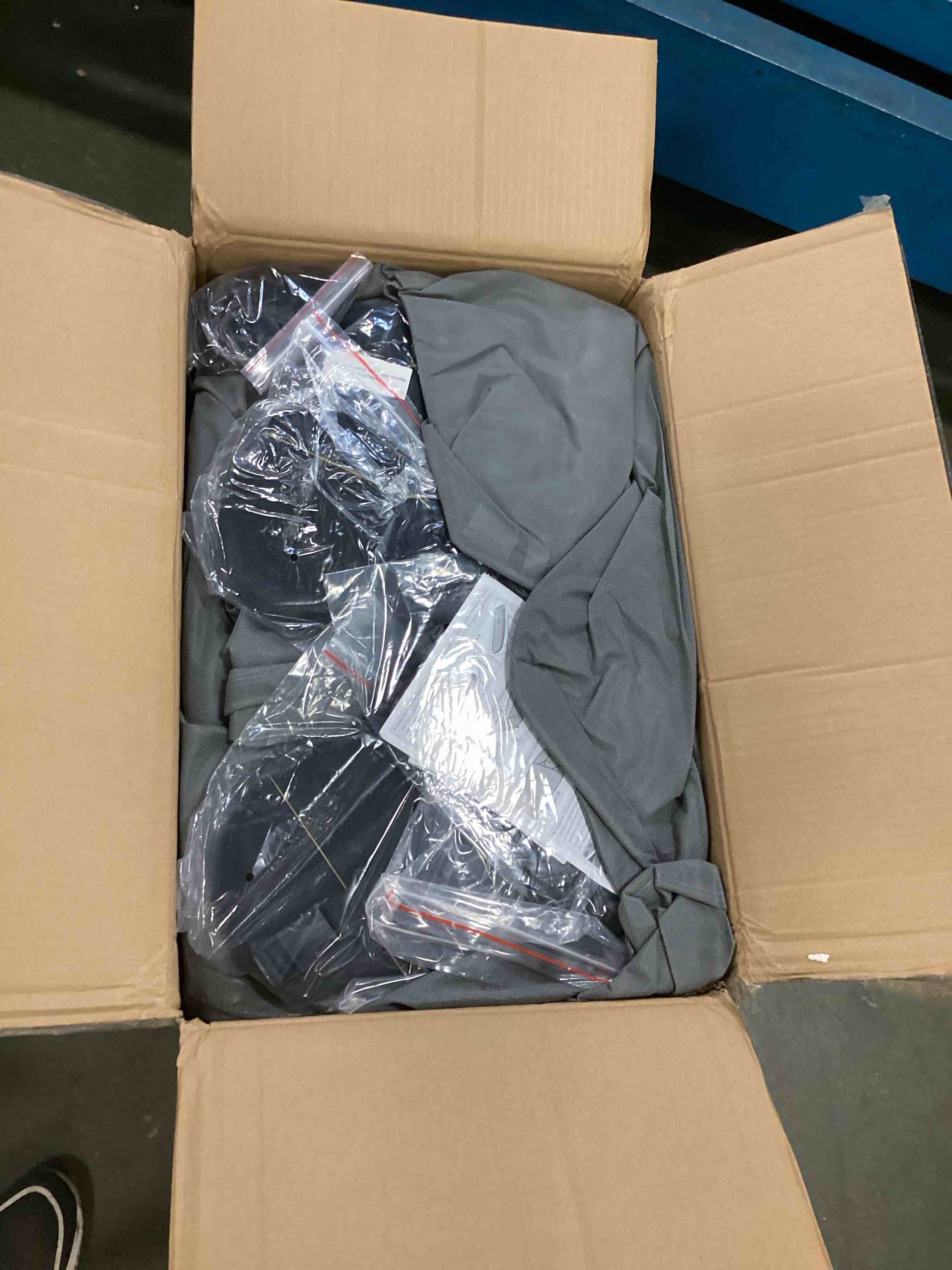 https://s3.amazonaws.com/lotting-images-prod/bidfta/PPE0552258_1730309544199.jpeg