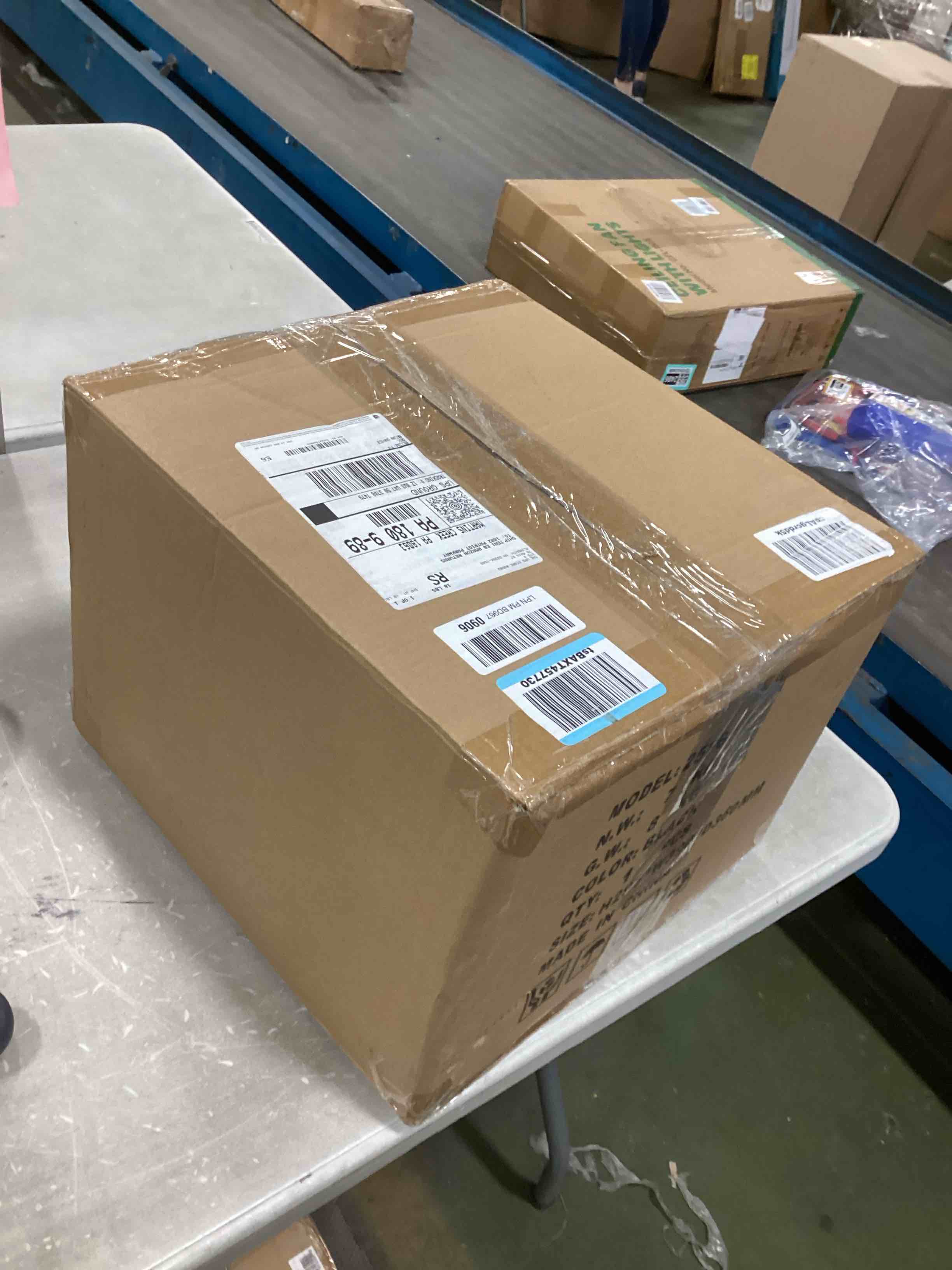 https://s3.amazonaws.com/lotting-images-prod/bidfta/PPE0553005_1730117061965.jpeg