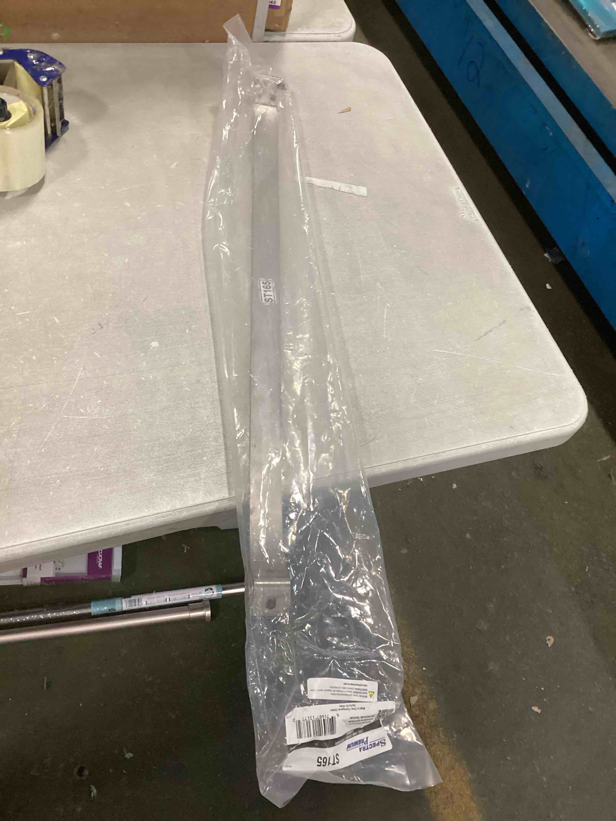 https://s3.amazonaws.com/lotting-images-prod/bidfta/PPE0553615_1729785651838.jpeg