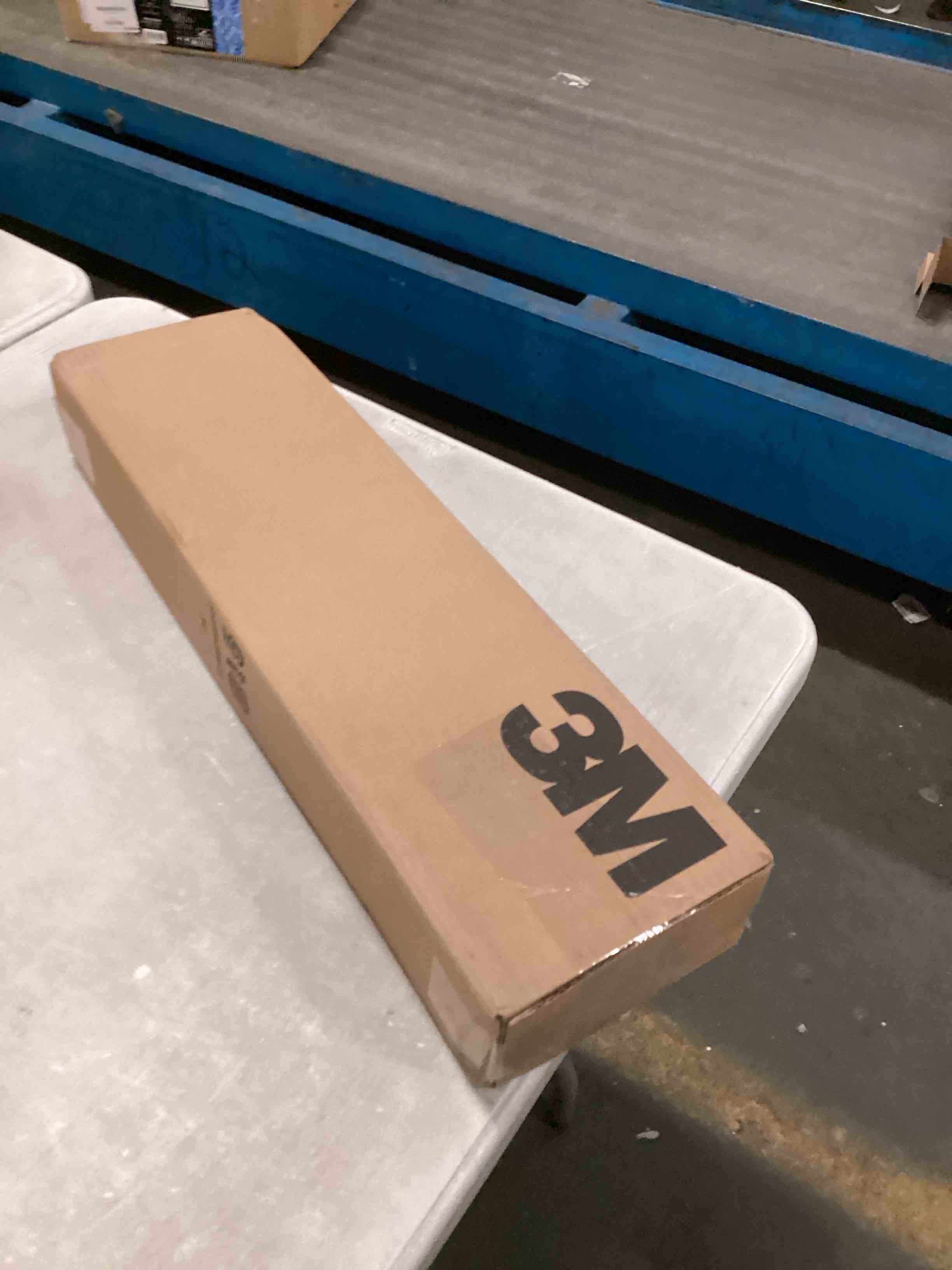 https://s3.amazonaws.com/lotting-images-prod/bidfta/PPE0553767_1729773150867.jpeg