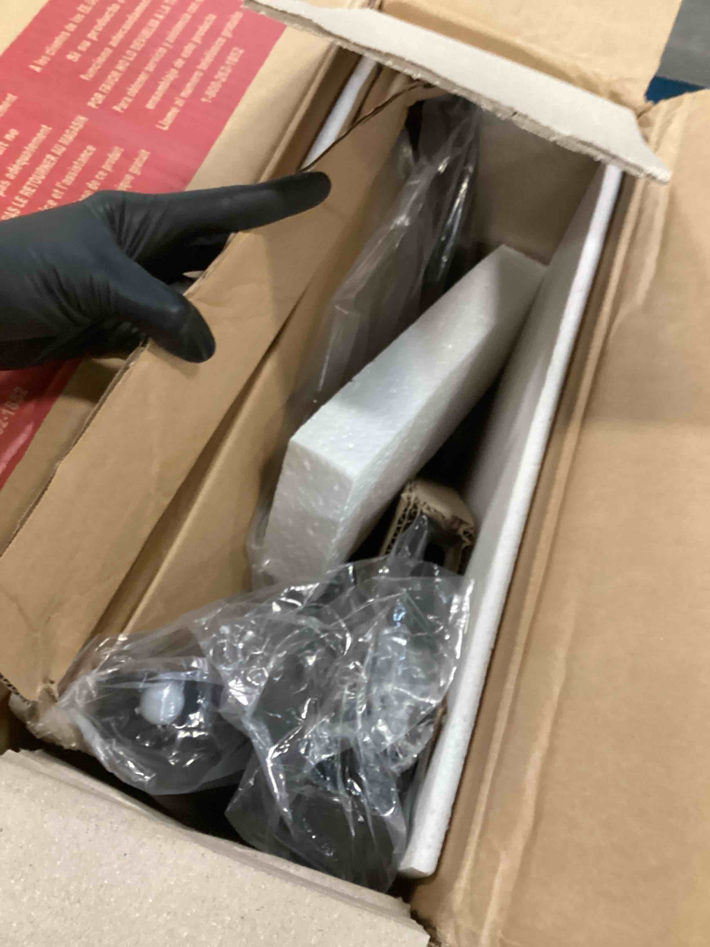 https://s3.amazonaws.com/lotting-images-prod/bidfta/PPE0553849_1729711898081.jpeg