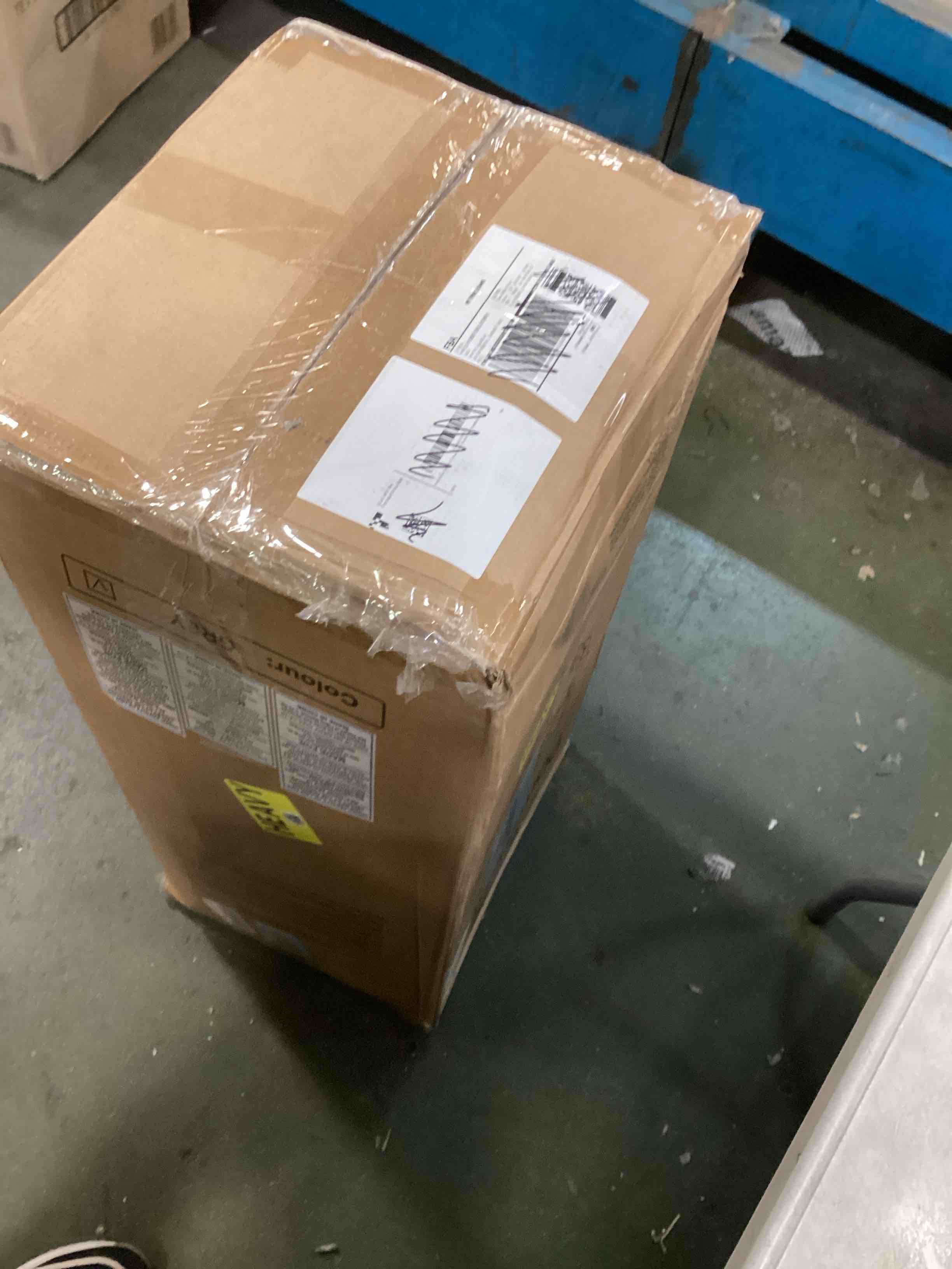 https://s3.amazonaws.com/lotting-images-prod/bidfta/PPE0553863_1729707506768.jpeg
