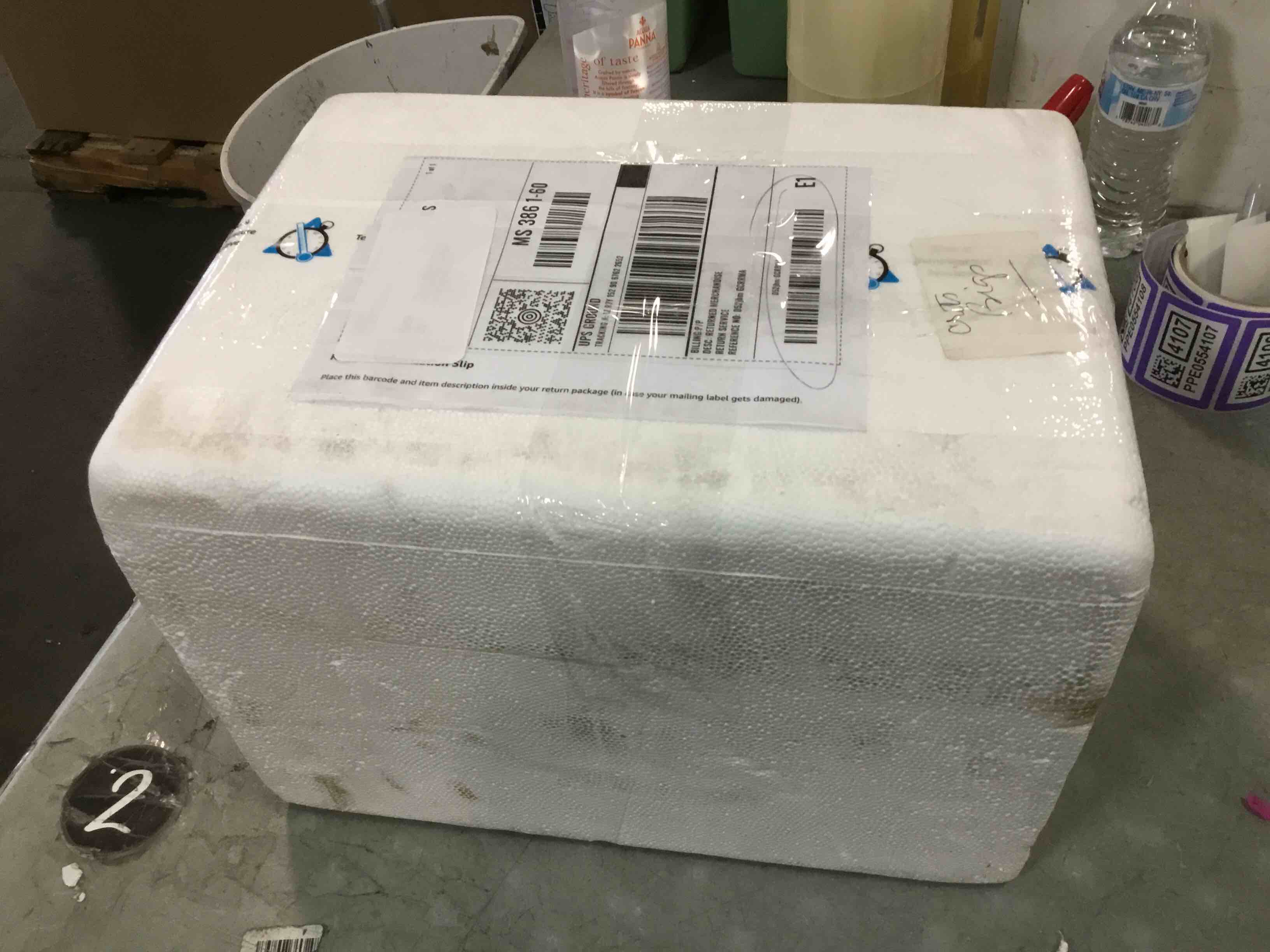 https://s3.amazonaws.com/lotting-images-prod/bidfta/PPE0554112_1730322420537.jpeg