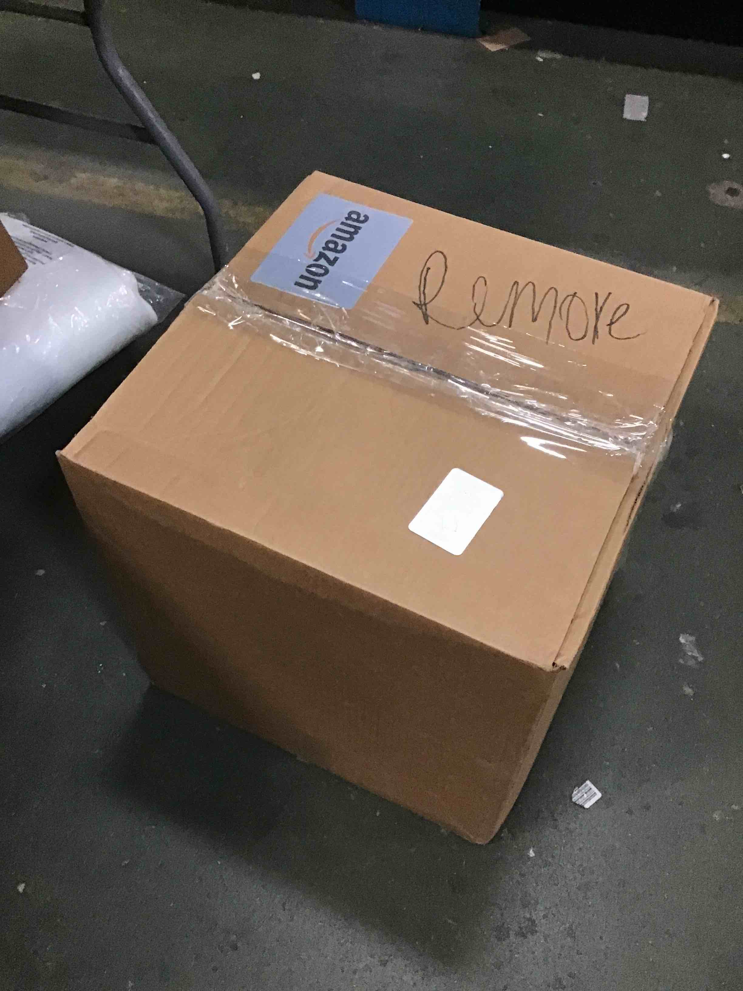 https://s3.amazonaws.com/lotting-images-prod/bidfta/PPE0554620_1729896340933.jpeg