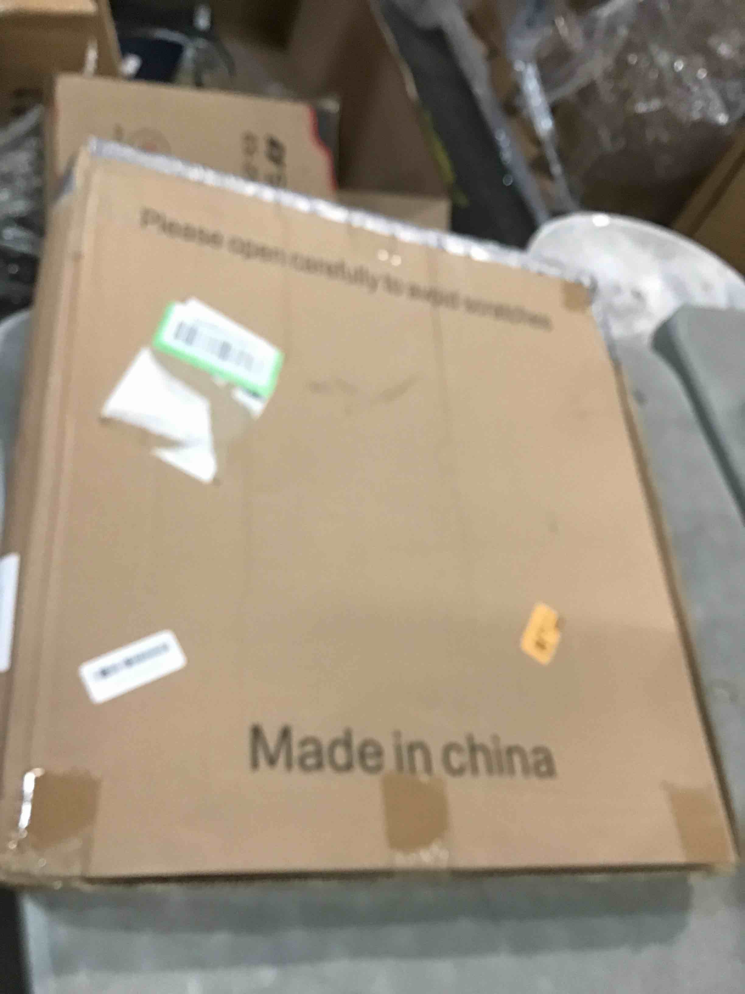 https://s3.amazonaws.com/lotting-images-prod/bidfta/PPE0555039_1729734054668.jpeg