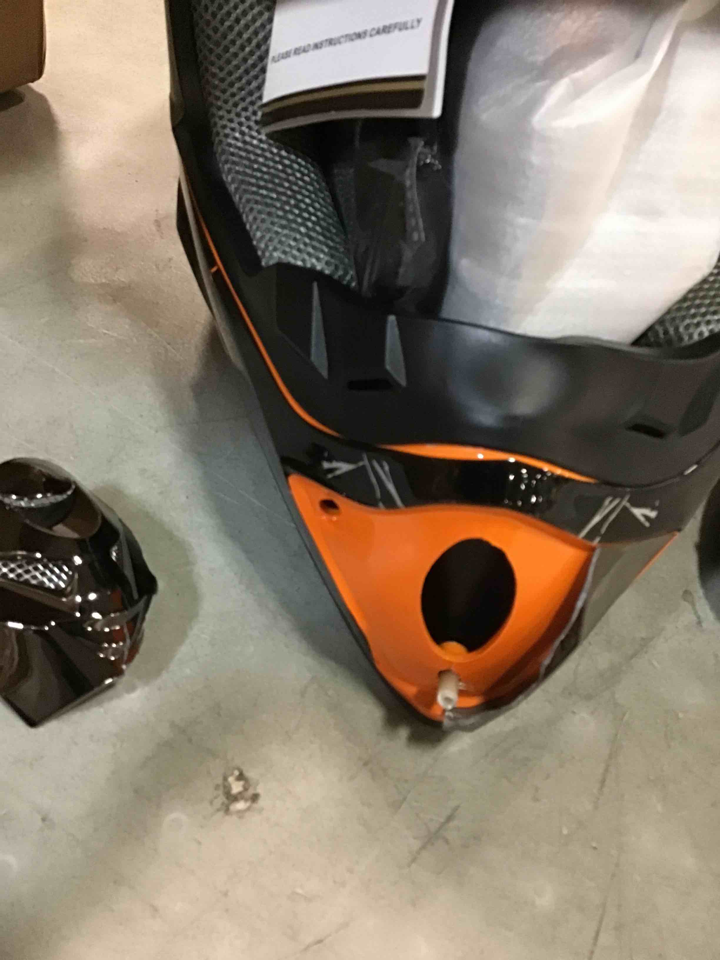 https://s3.amazonaws.com/lotting-images-prod/bidfta/PPE0555572_1729555984332.jpeg