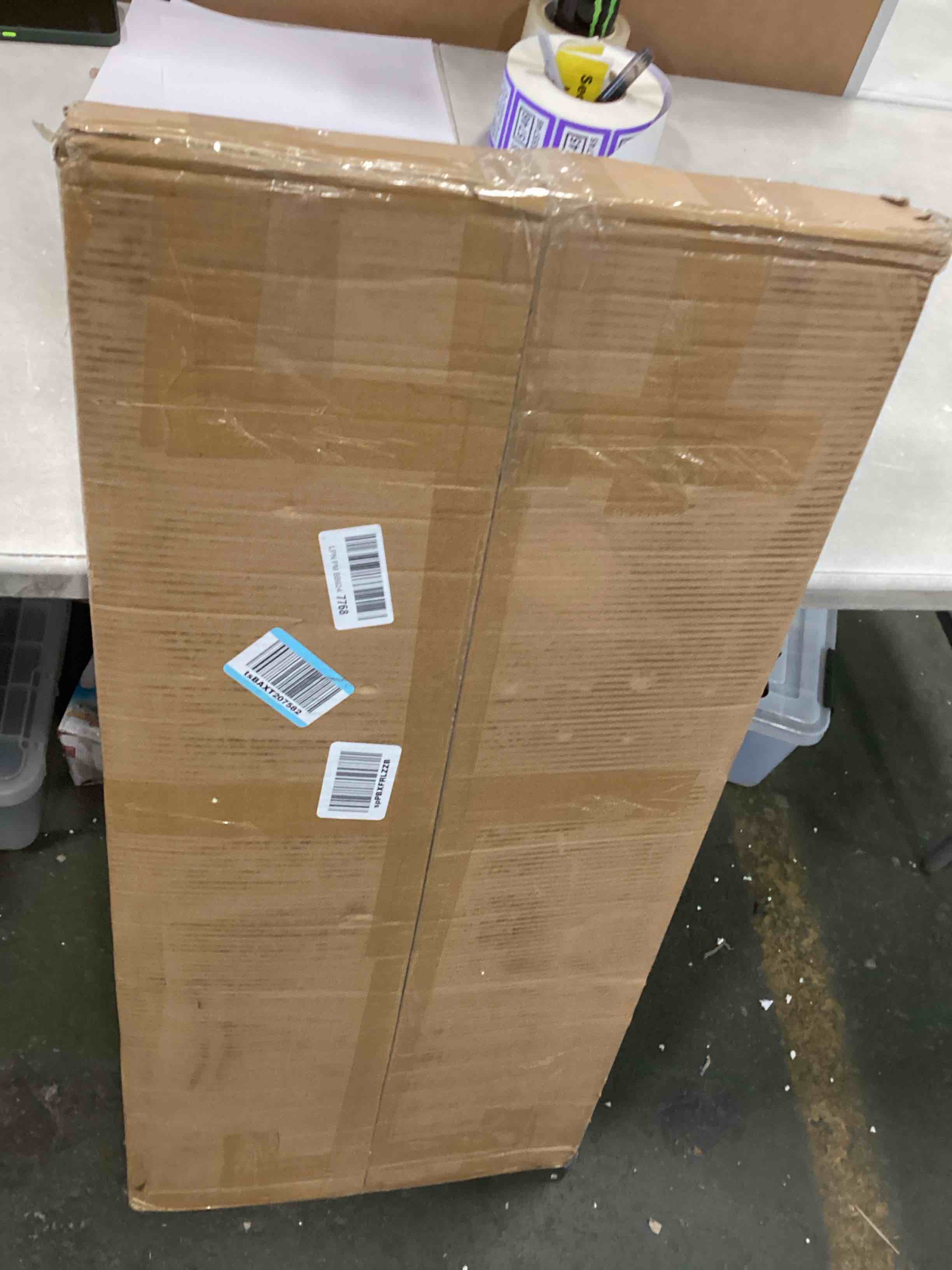 https://s3.amazonaws.com/lotting-images-prod/bidfta/PPE0555752_1729346433006.jpeg