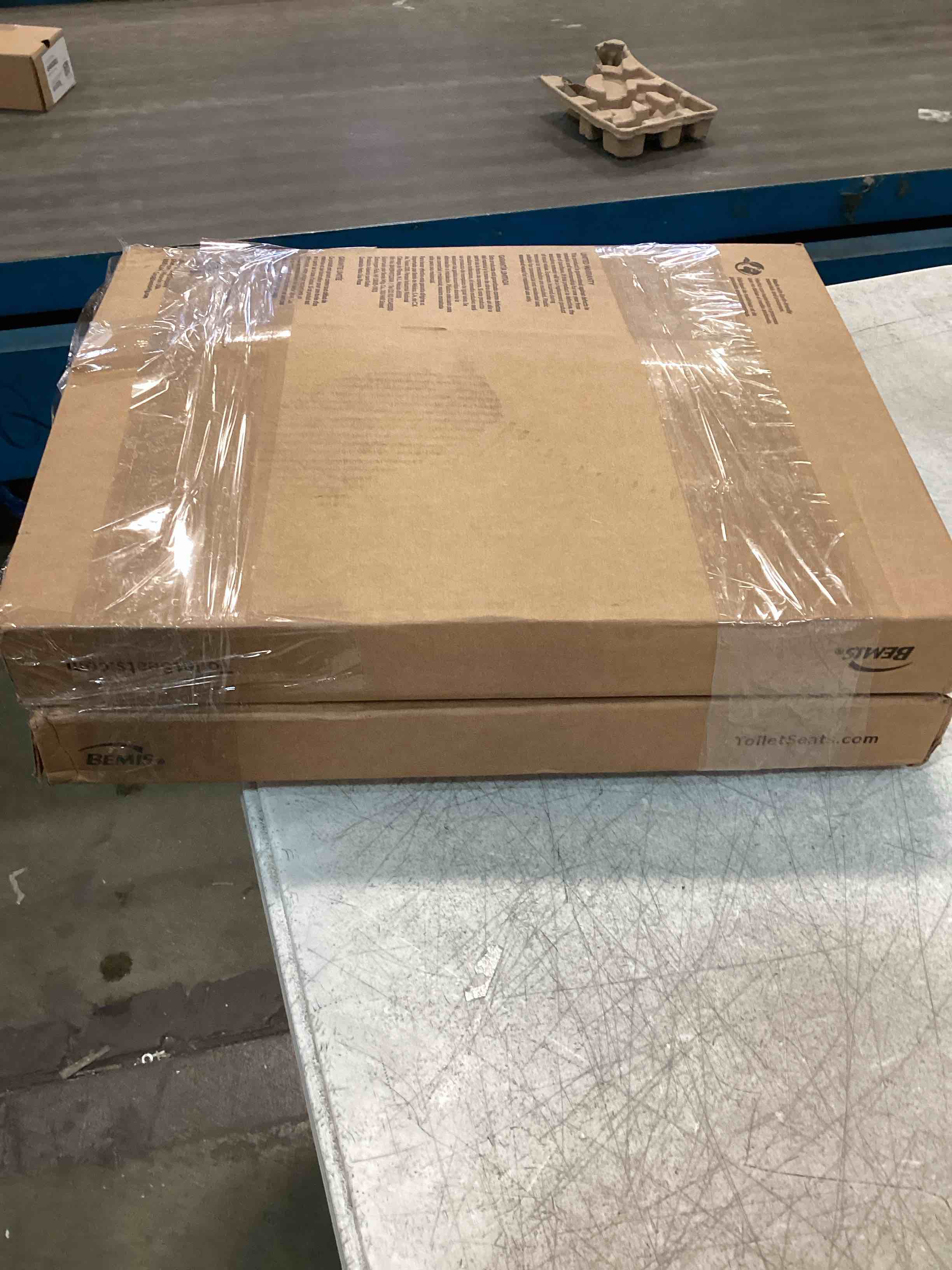 https://s3.amazonaws.com/lotting-images-prod/bidfta/PPE0556820_1730489788881.jpeg