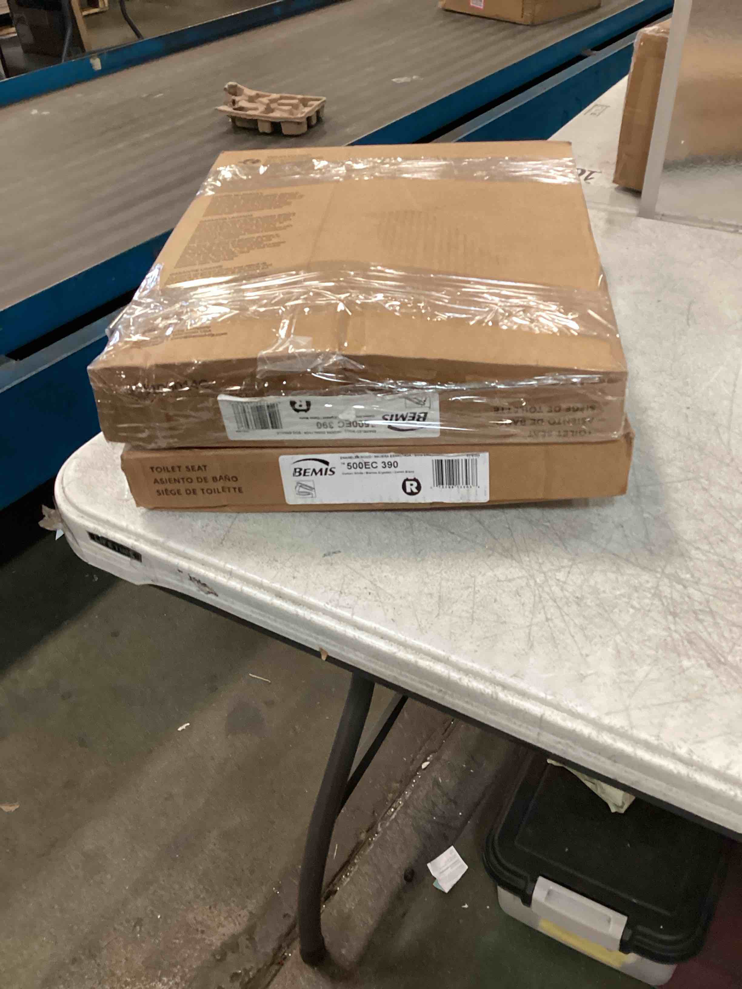 https://s3.amazonaws.com/lotting-images-prod/bidfta/PPE0556820_1730489794513.jpeg